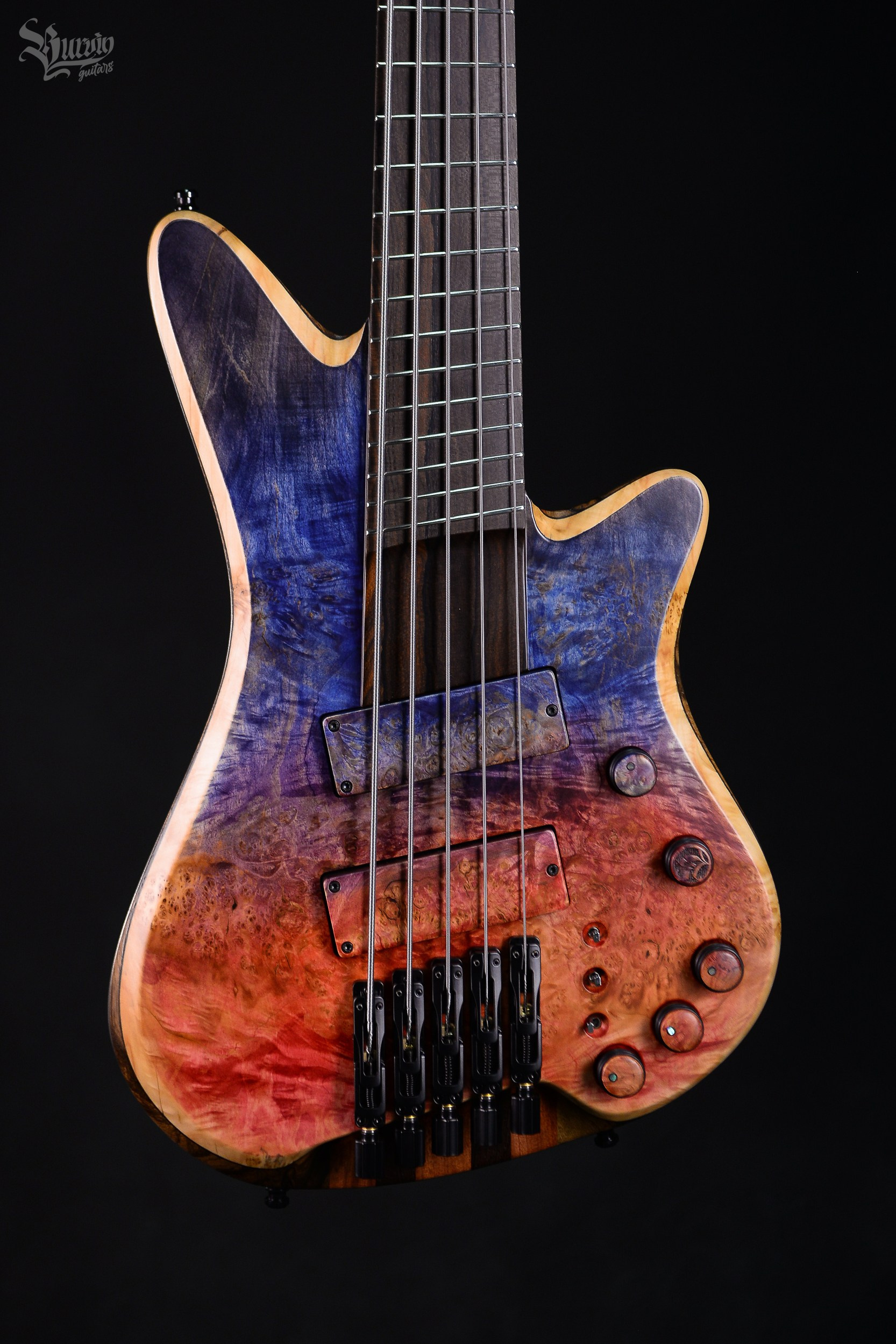 Master of making guitars and basses to order