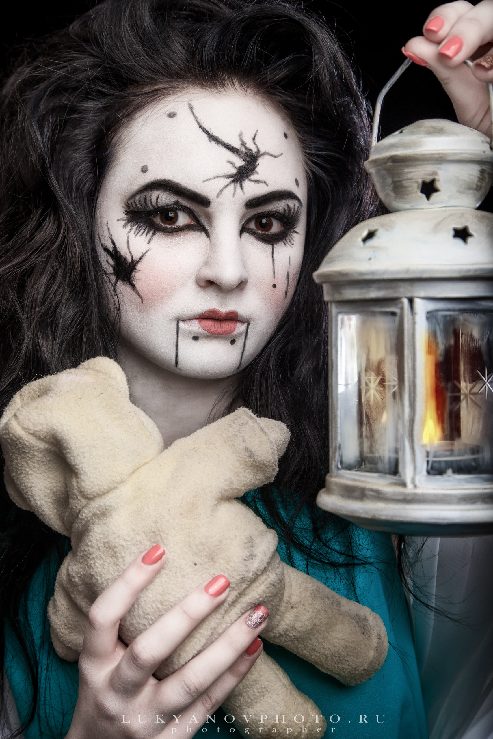 Фотограф - Лукьянов Виталий Тульская область г.Новомосковск
+79105549994
фотопроект "Сломанная кукла" 
#lukyanovphoto #luky_photograph