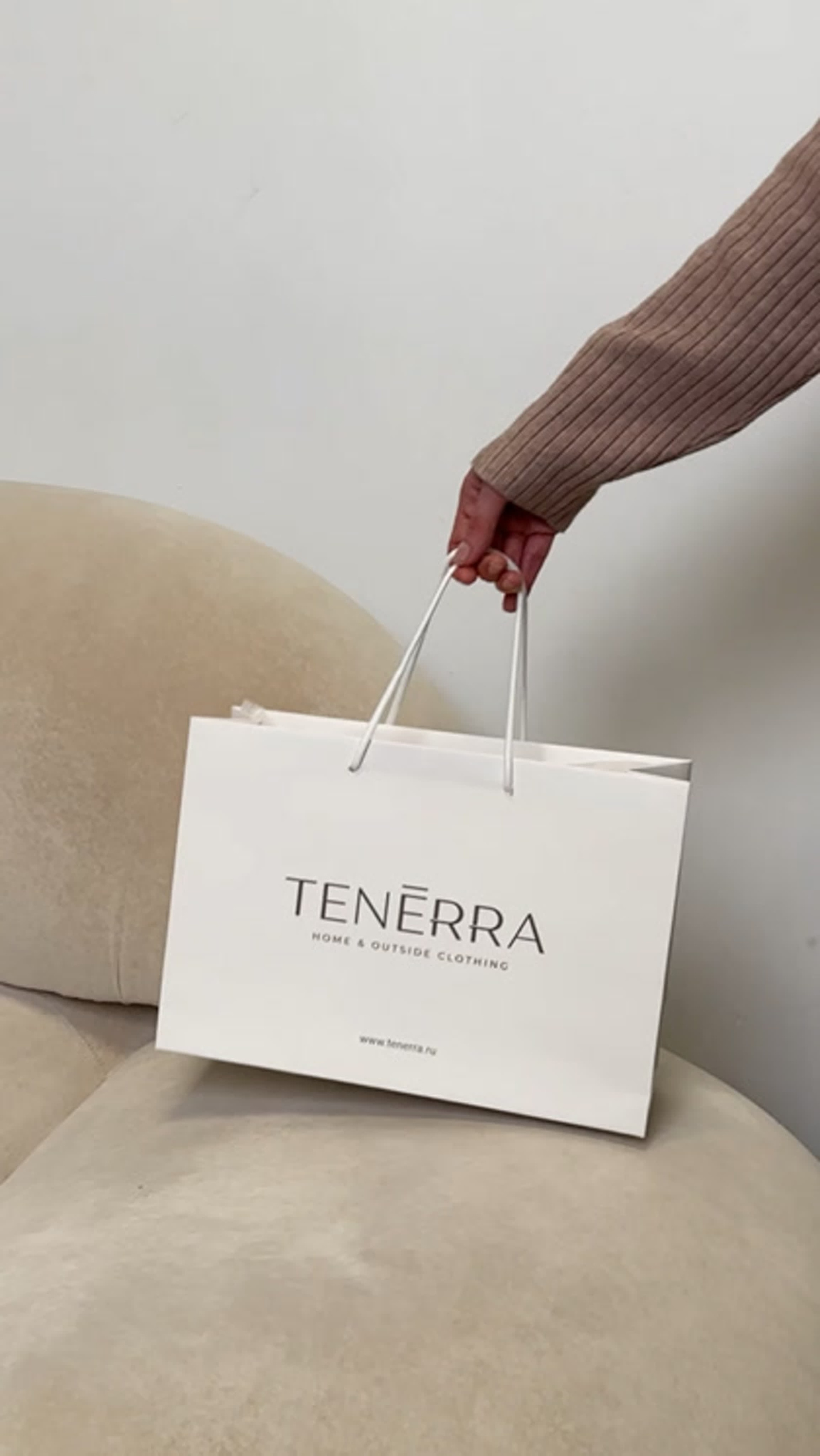 Примеры видео. Индивидуальные, предметные и сборные съемки в Санкт-Петербурге Okhman.studio