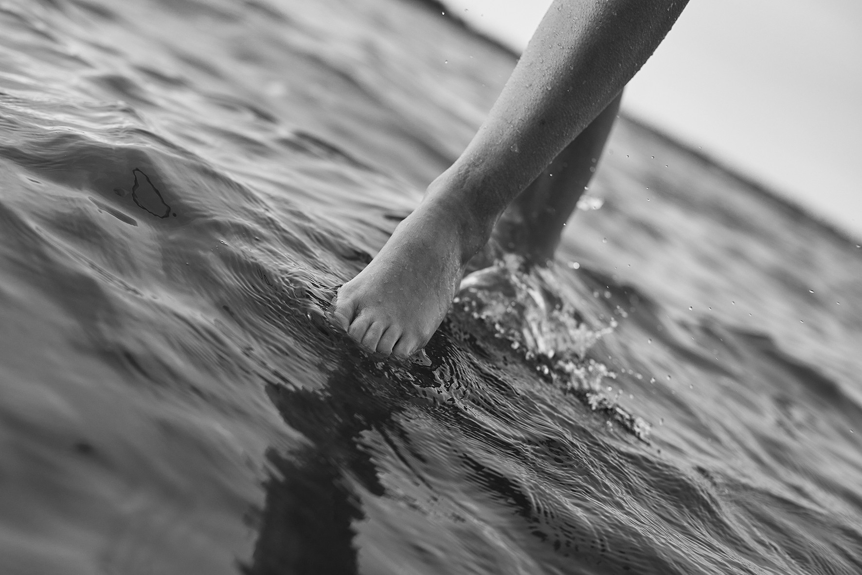 «Хождение по воде. Версия 1.0». Свадебный и креативный фотограф в ЮФО и МСК