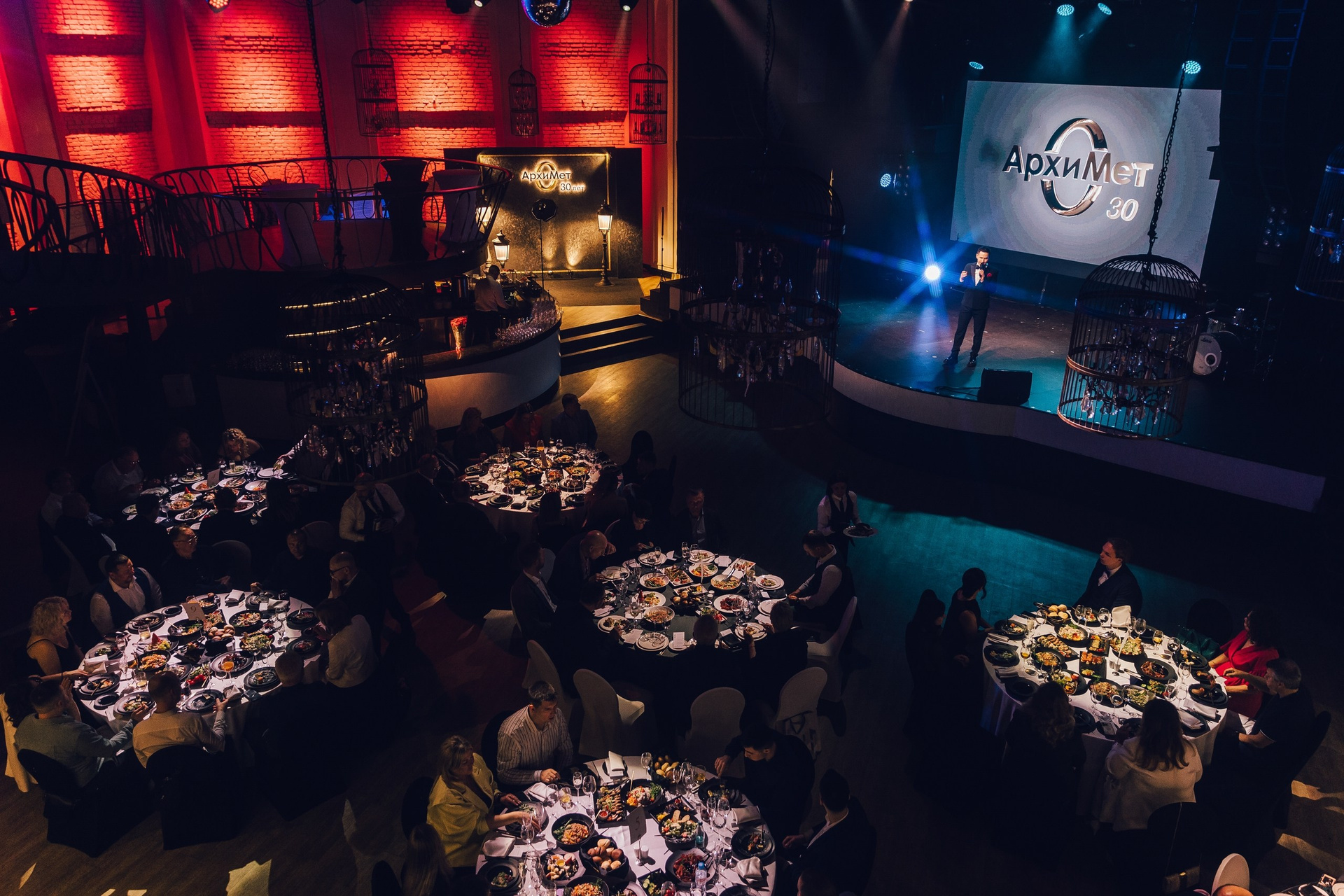 ВИДЕО КОРПОРАТИВОВ. Портфолио свадебного фотографа. Роман Каргаполов