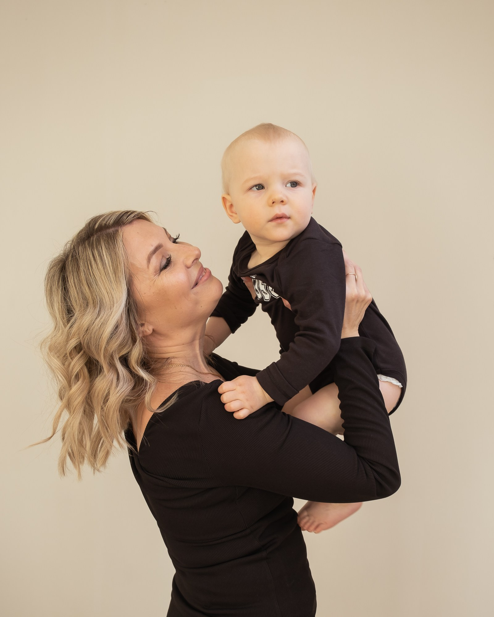 Семья и lifestyle. Портретный и семейный фотограф в Перми Лена Лоза. Портрет для бизнеса