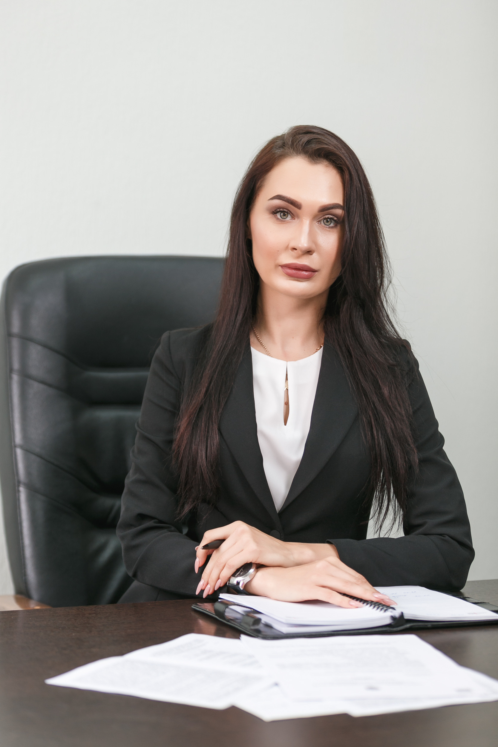 Женский деловой портрет