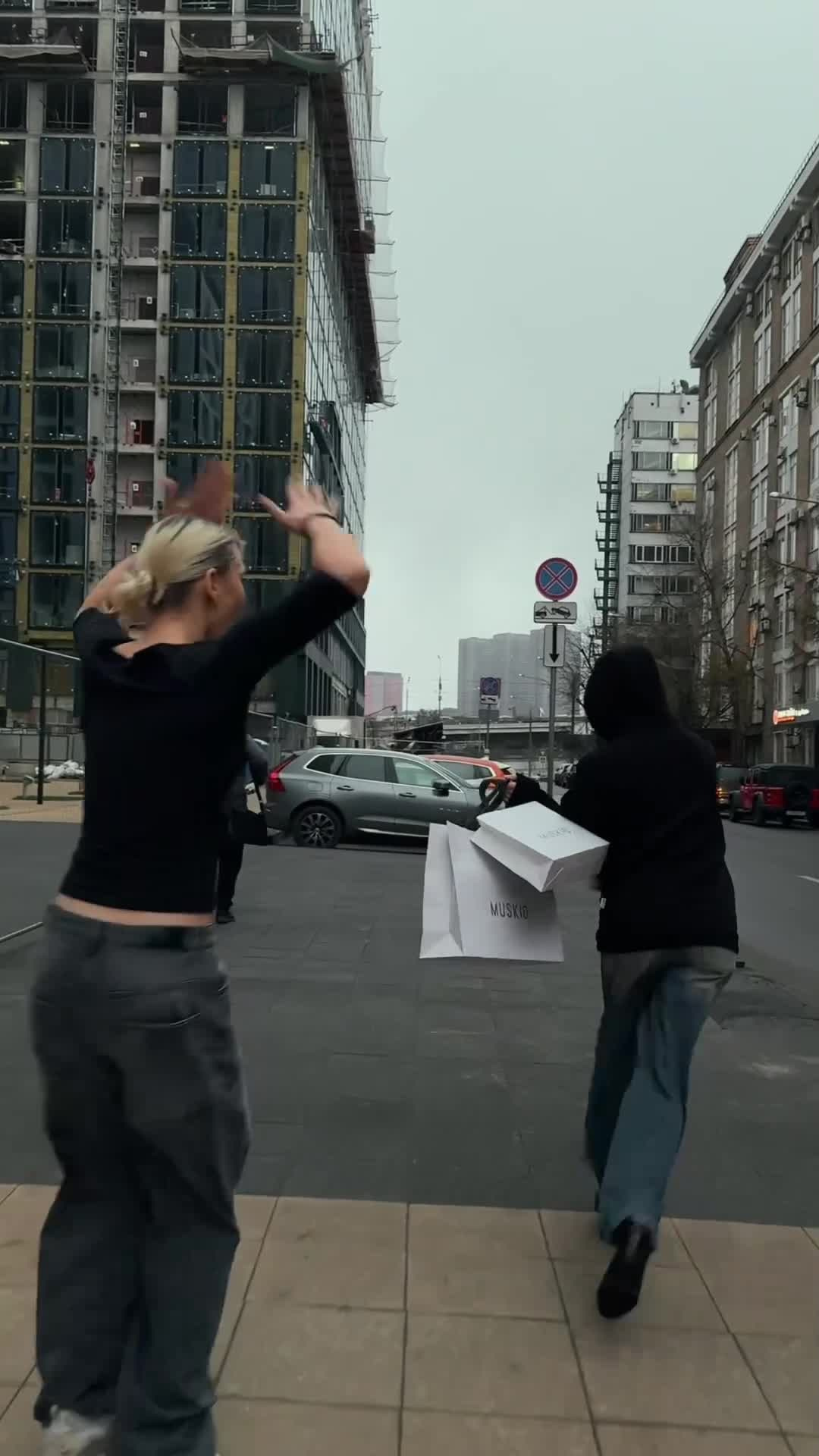 Контент для соцсетей и видеоролики в Москве | Виктория Маренина — Рилс, Сценарии, Видео под ключ