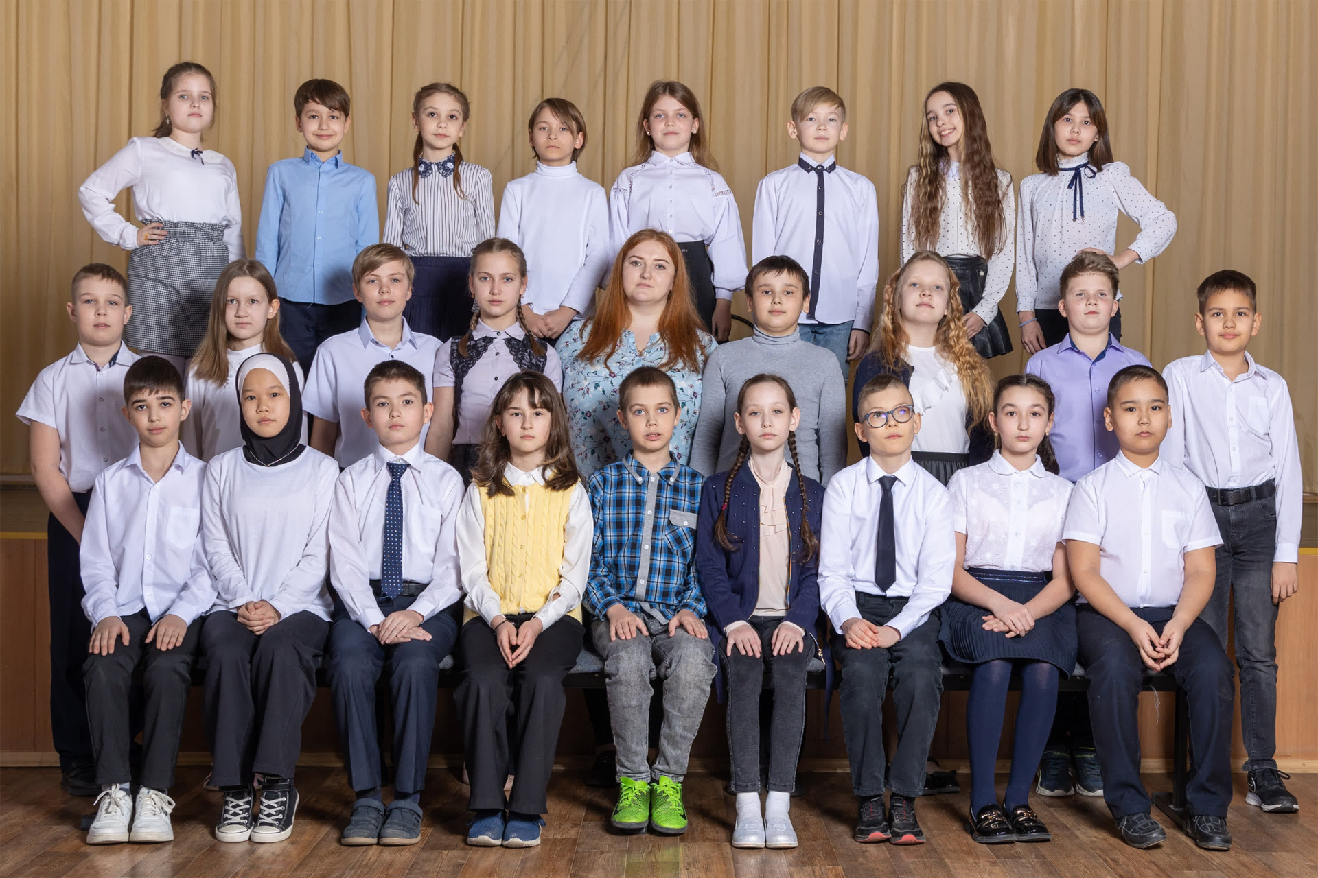 Альбомы для 4 класса. Школьный фотограф Саратов Золотарь Ольга