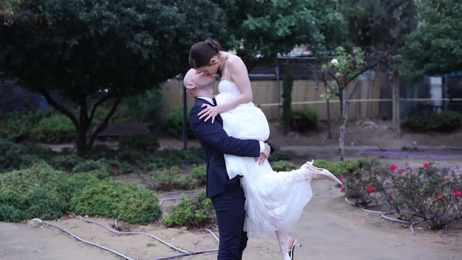 Video. Noam Paradise Photographer