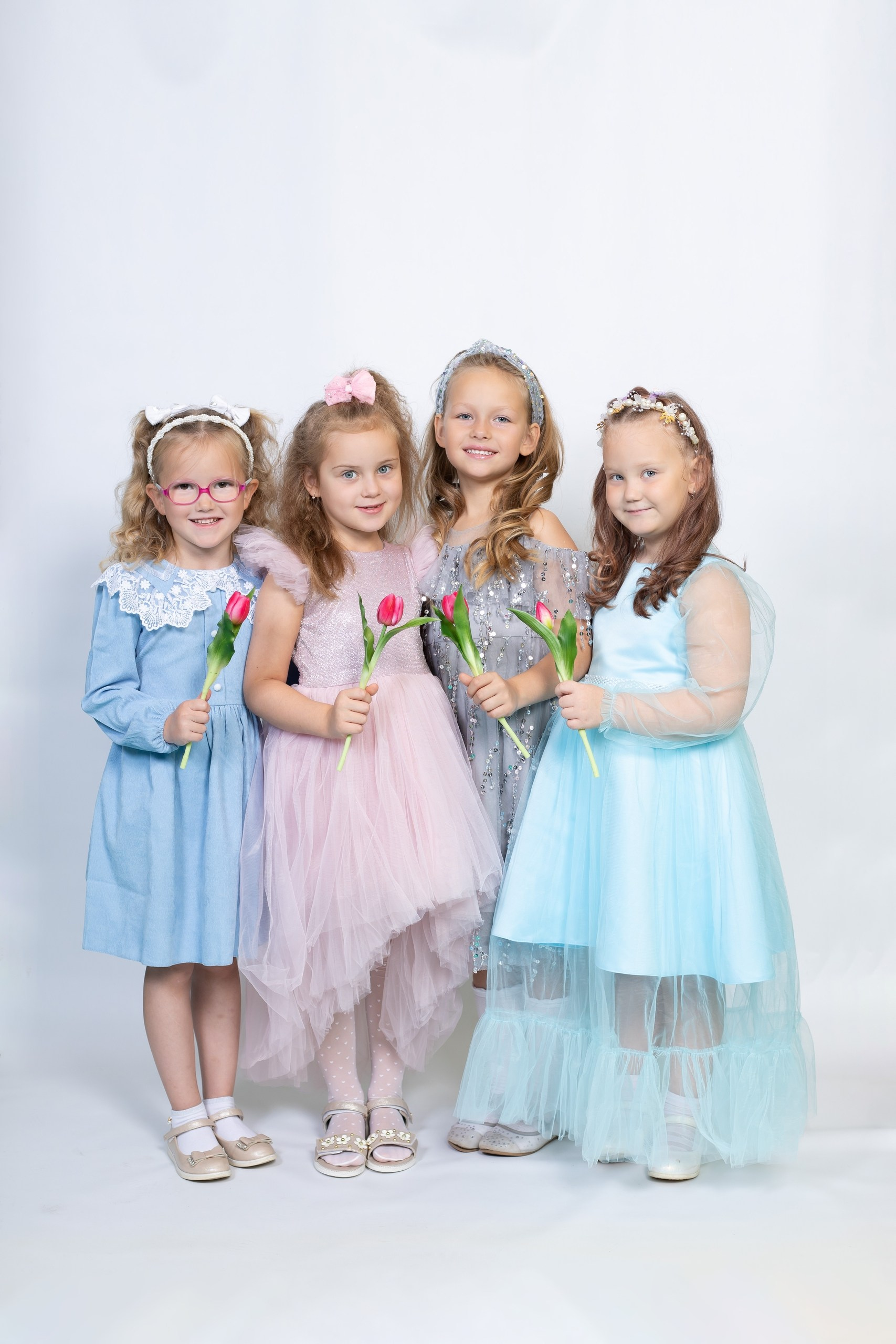 Акции и скидки от фотостудии. Выпускные альбомы. Фотостудия «Олеся»