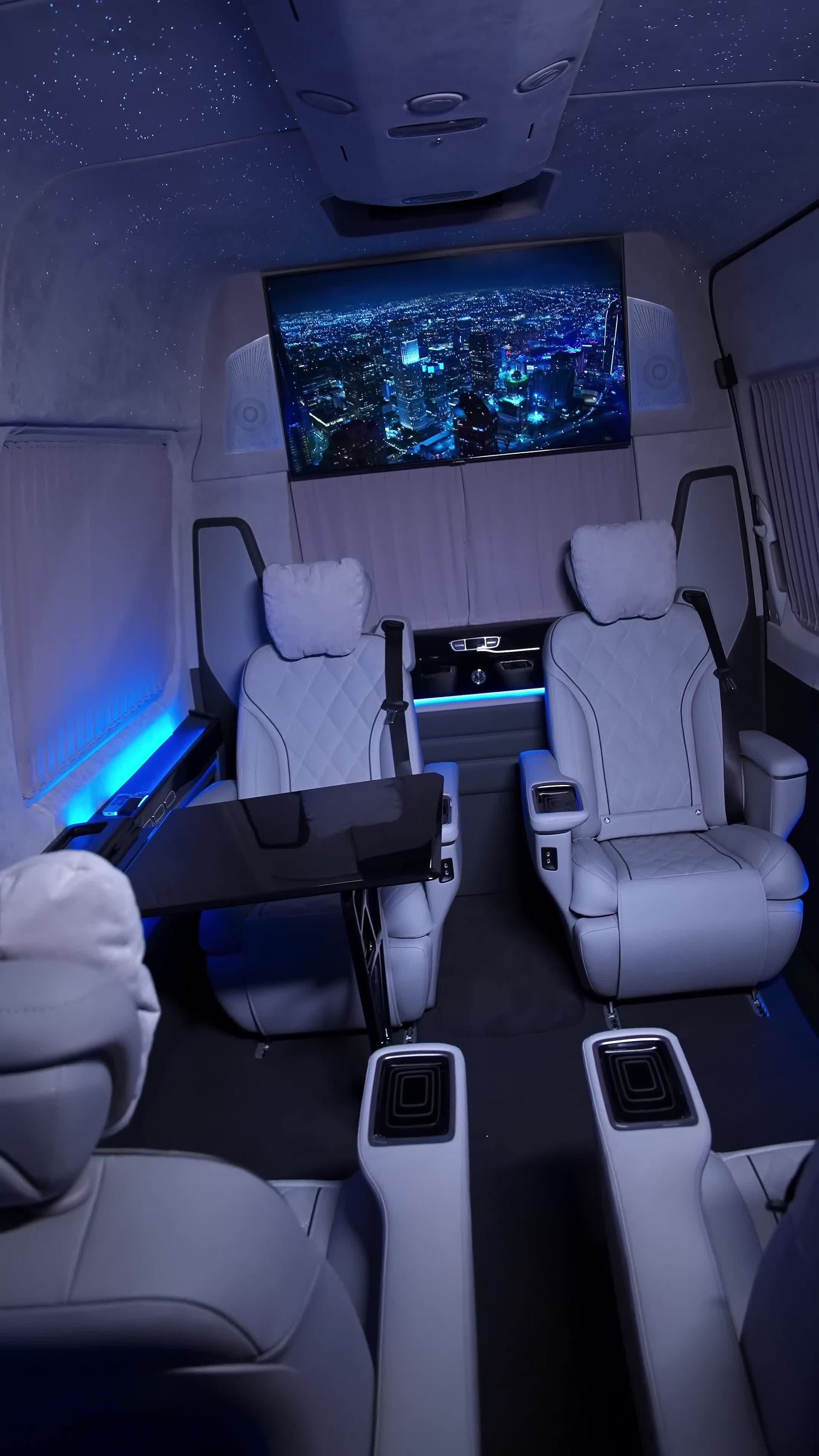 Рекламный видеоролик заказать в Москве | TOLBATOV PRODUCTION