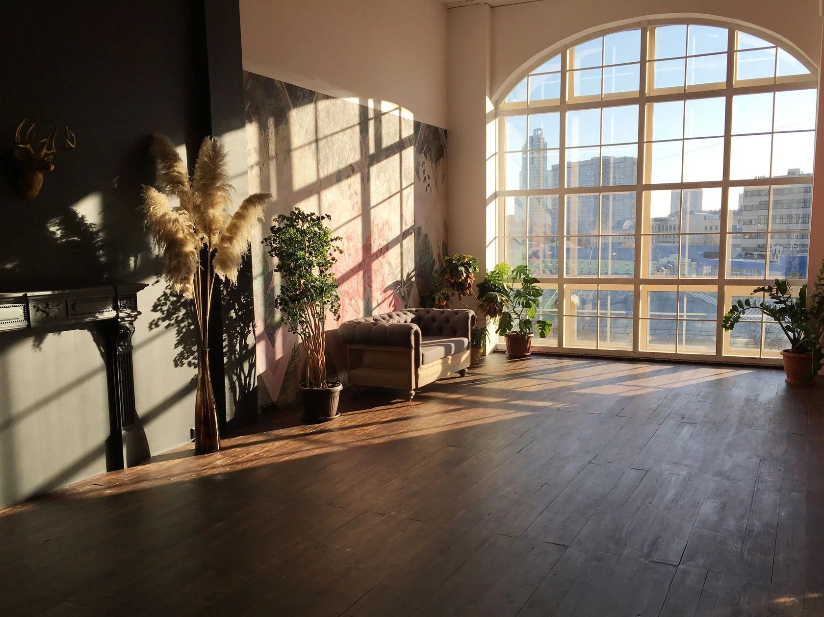 Фотостудии для свадебной фотосессии в Москве