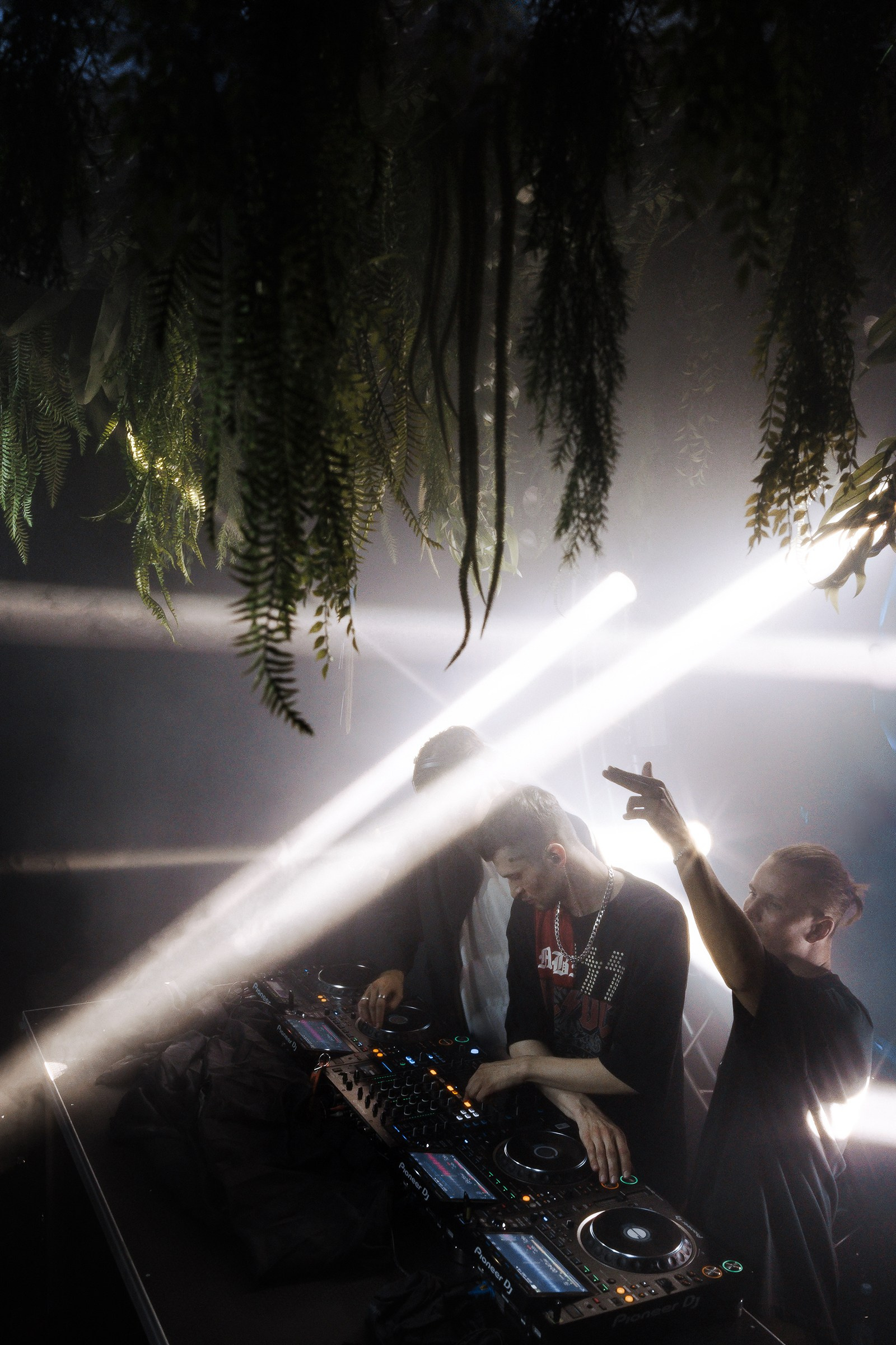 Фотограф на вечеринку спб. VERSLIBRE | Свадебный и репортажный фотограф в Санкт-Петербурге, Москве, и Поволжье