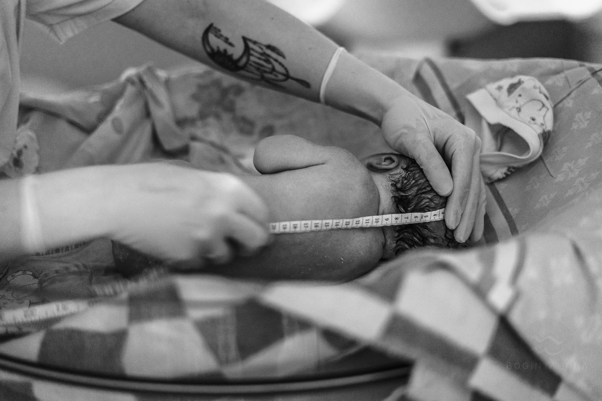 Фильм про рождение. Кино про роды. Фотограф на роды Москва. Фотограф новорожденных Москва