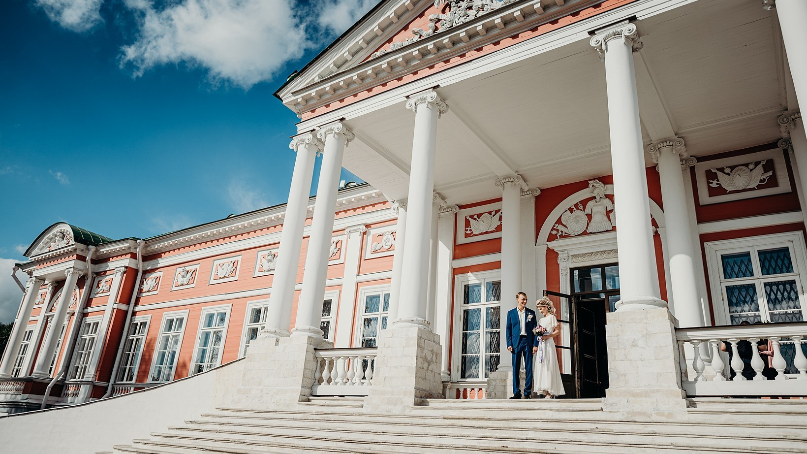 Контент съемка под ключ. Световое шоу / Москва и Мо