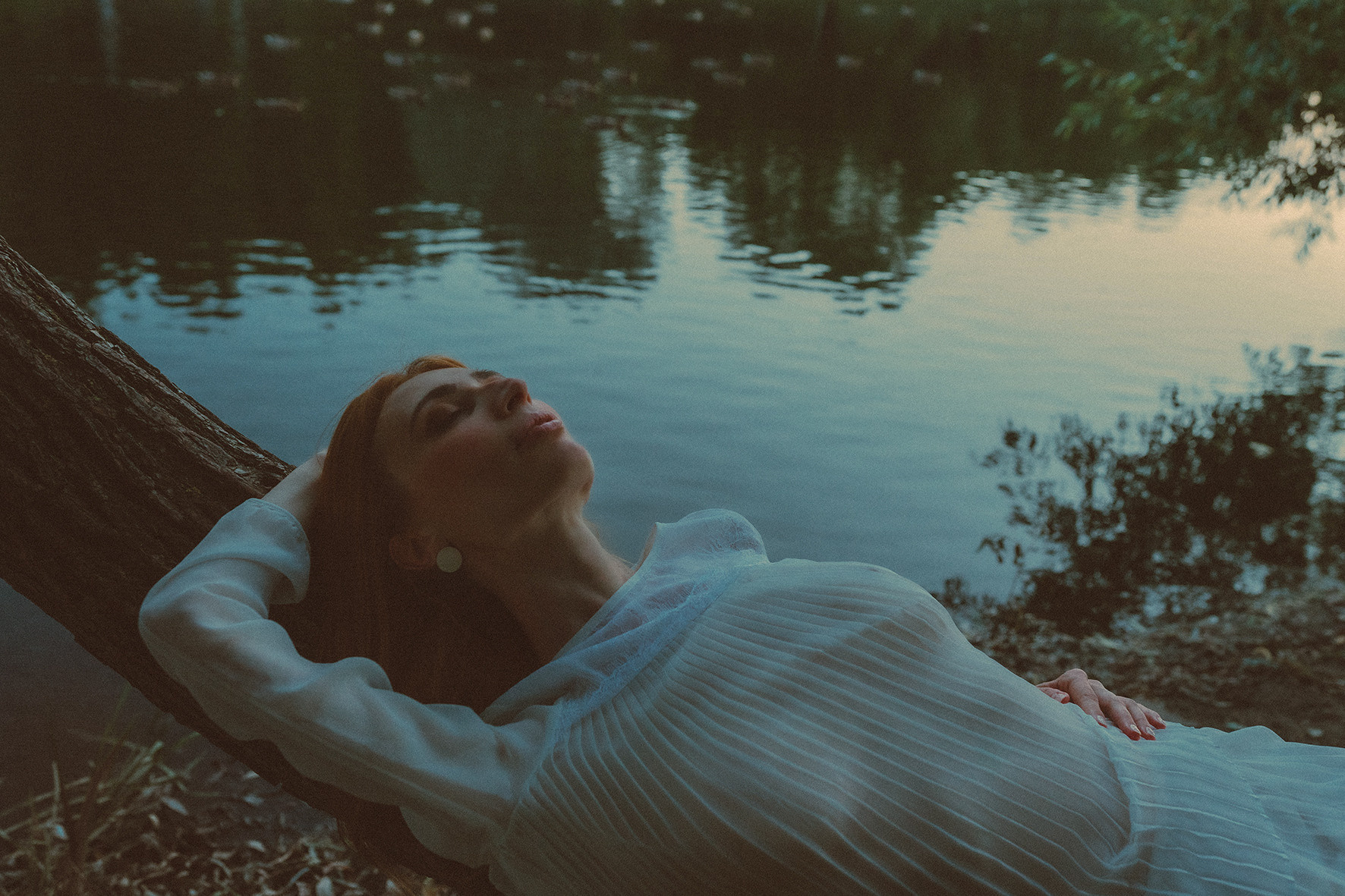 AkSa: женщина-веточка. Портретный фотограф Татьяна Зеленцова — Минск, Беларусь