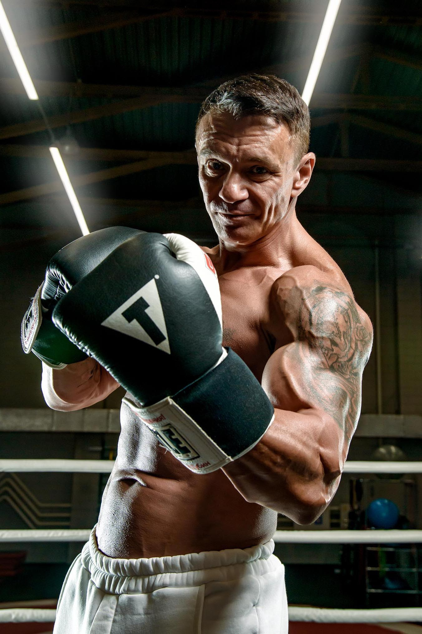 Профессиональная фотосессия и видео в тренажёрном зале. Фитнес и спортивный фотограф Москва