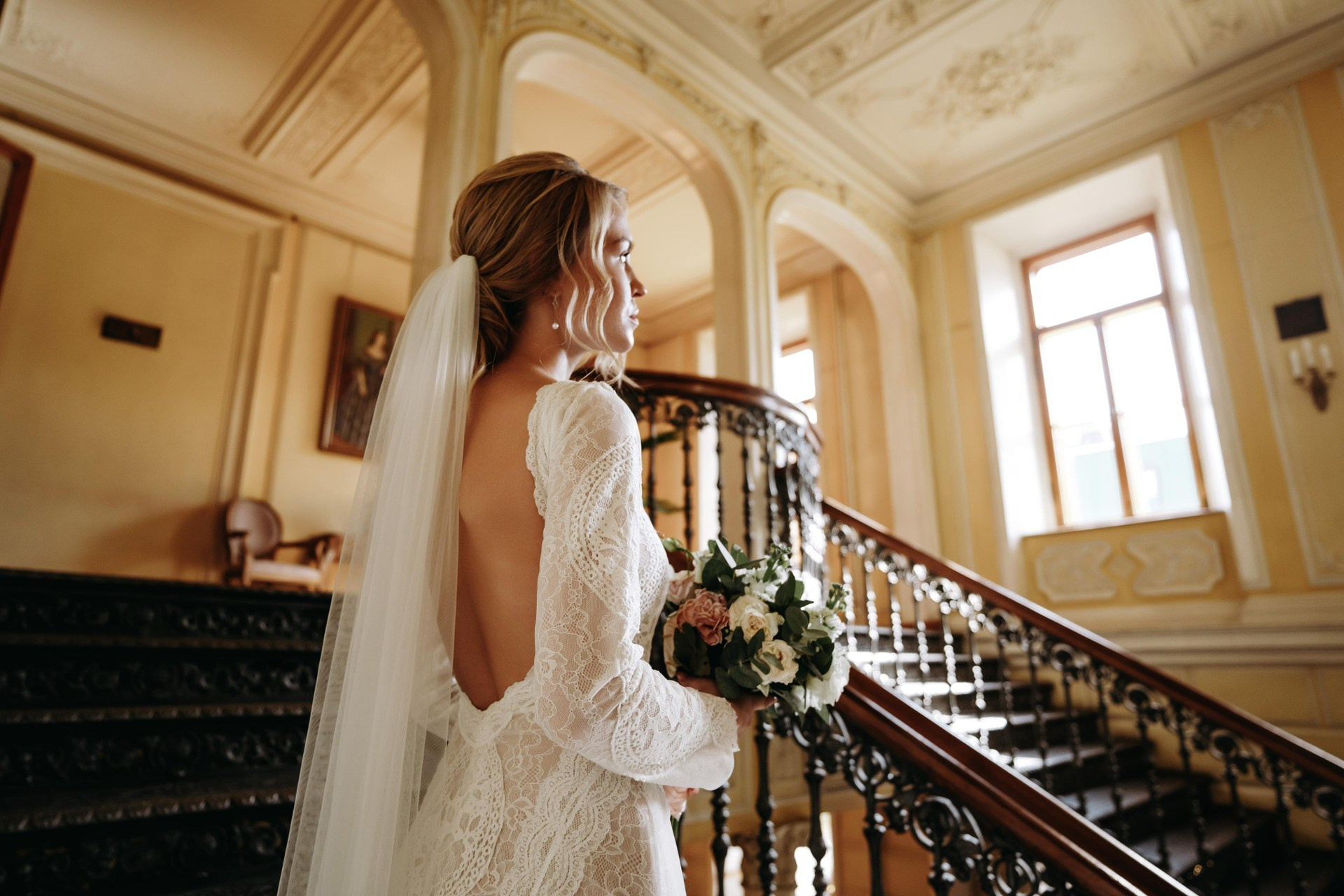 Фотостудии для свадебной фотосессии в Москве