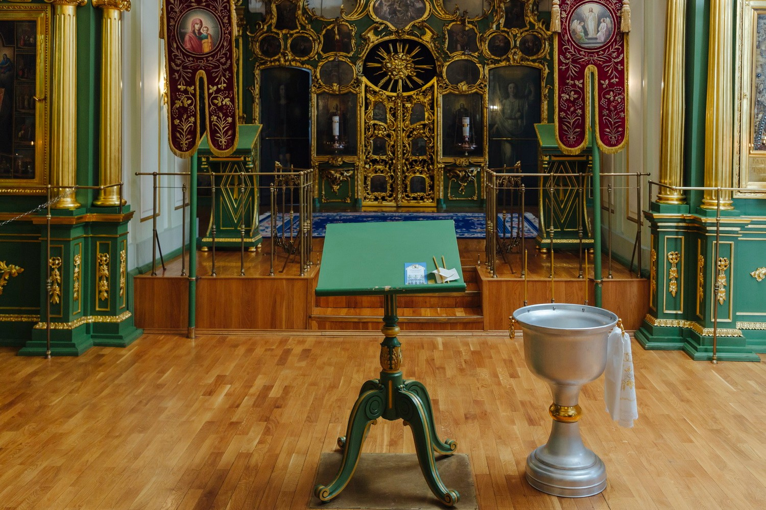 Крещение Никольский собор СПб. Фотограф крещение венчание в Петербурге! Помогает подобрать храм и посоветовал душевного батюшку в СПб