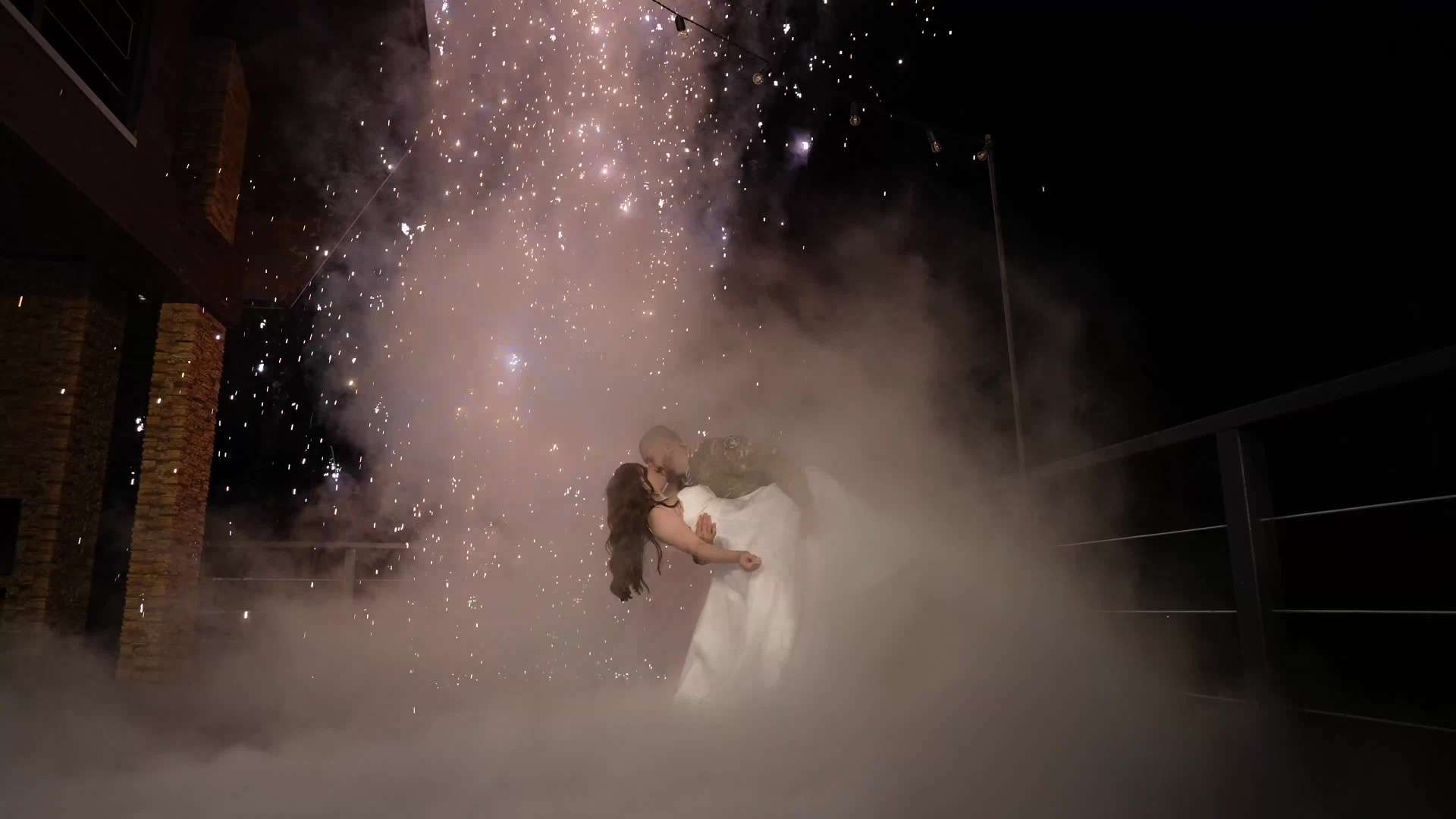 ВЕРНУЛСЯ ЧТОБЫ ЖЕНИТЬСЯ. PROmedia