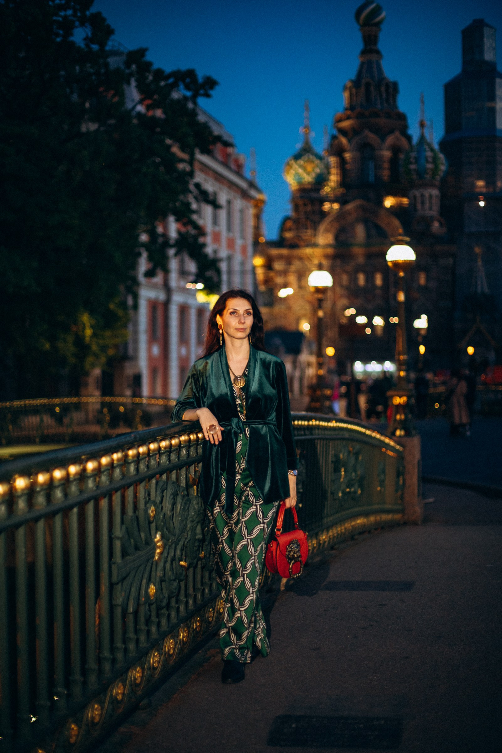 Виктория в сентябре. Фотопрогулка в Петербурге. Индивидуальный и семейный фотограф в Санкт-Петербурге