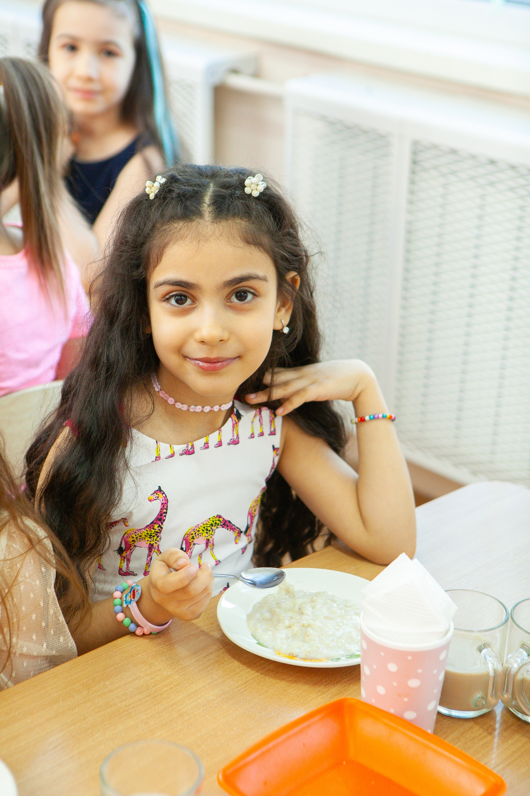 Отзывы о работе фотографа для школы и детского сада в Новосибирске. Выпускной альбом Новосибирск