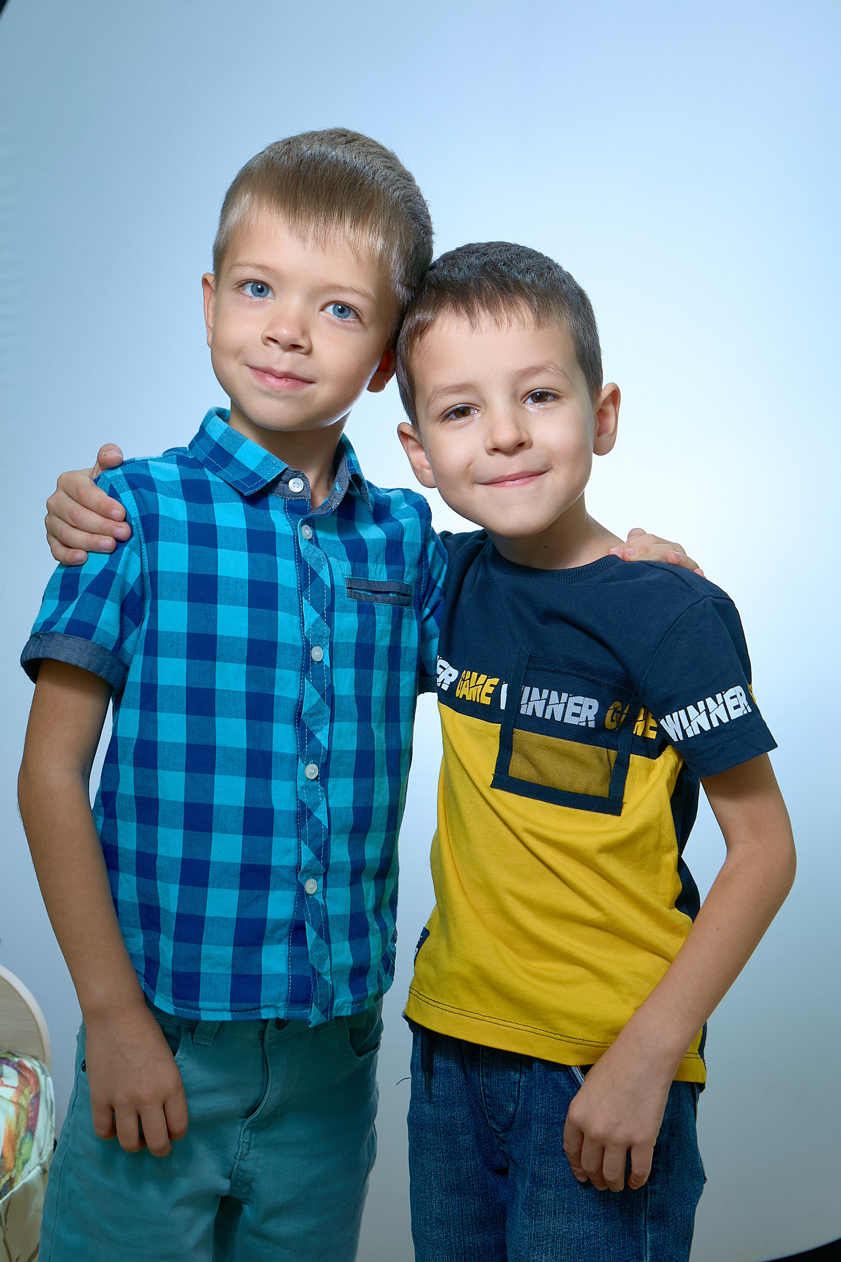 Отзывы о работе фотографа для школы и детского сада в Новосибирске. Выпускной альбом Новосибирск