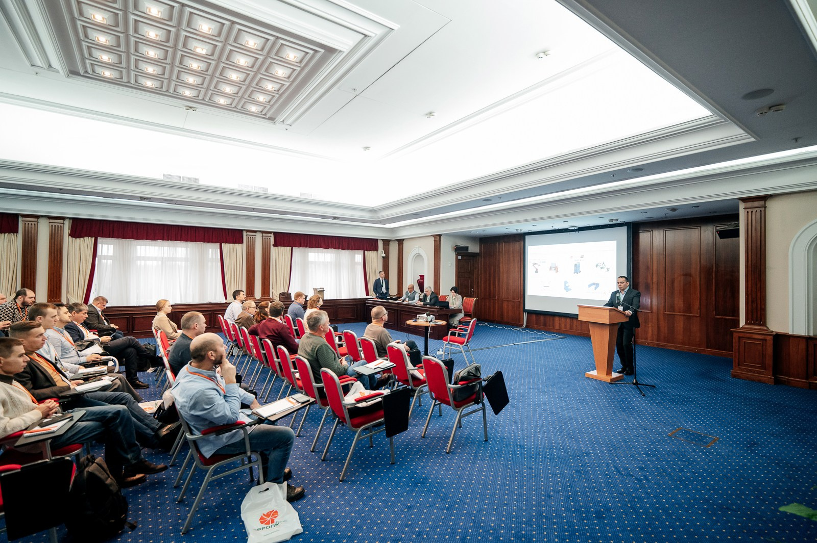 Конференция с посещением завода