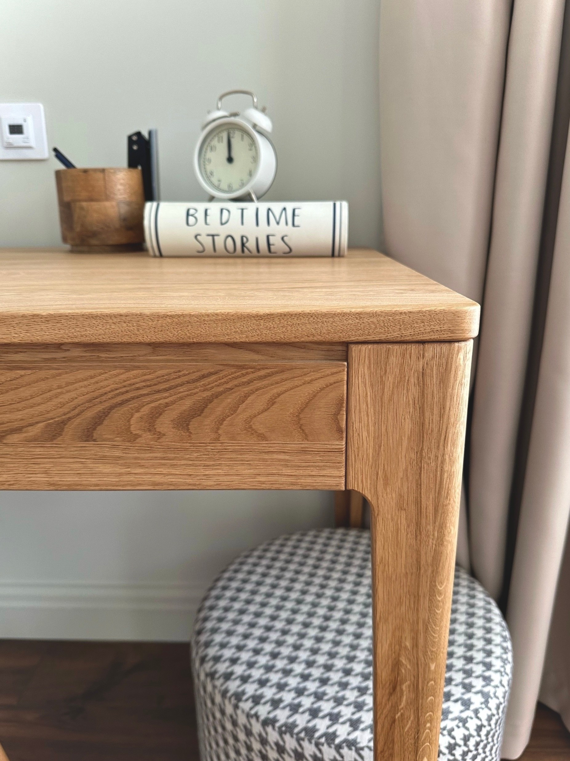 письменный стол из дуба с ящиками / дубовый письменный стол ручной работы / массив дуба письменный стол от производителя / письменный стол дуб светлый темный / письменный стол из светлого дуба в скандинавском стиле