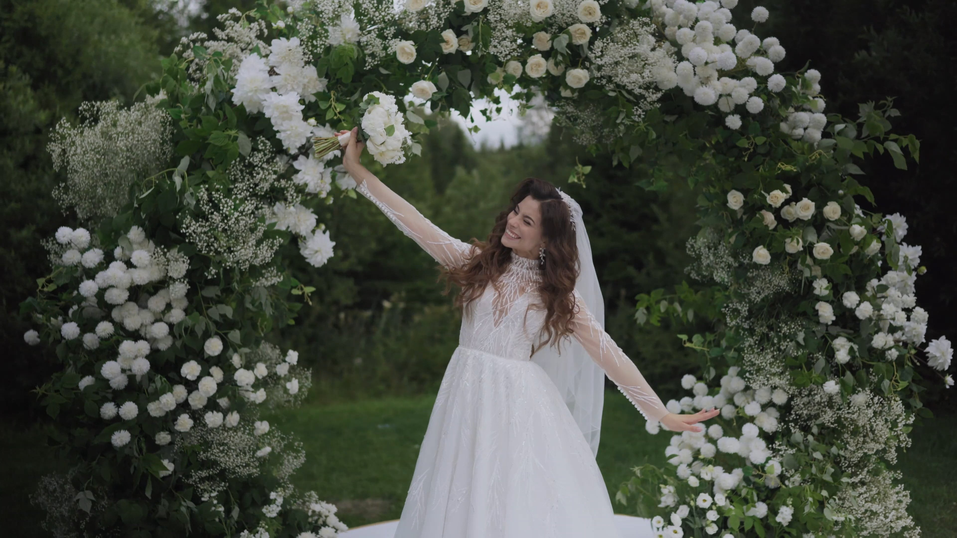 Видео Блохин. Подрядчики и друзья сети свадебных площадок House for wedding