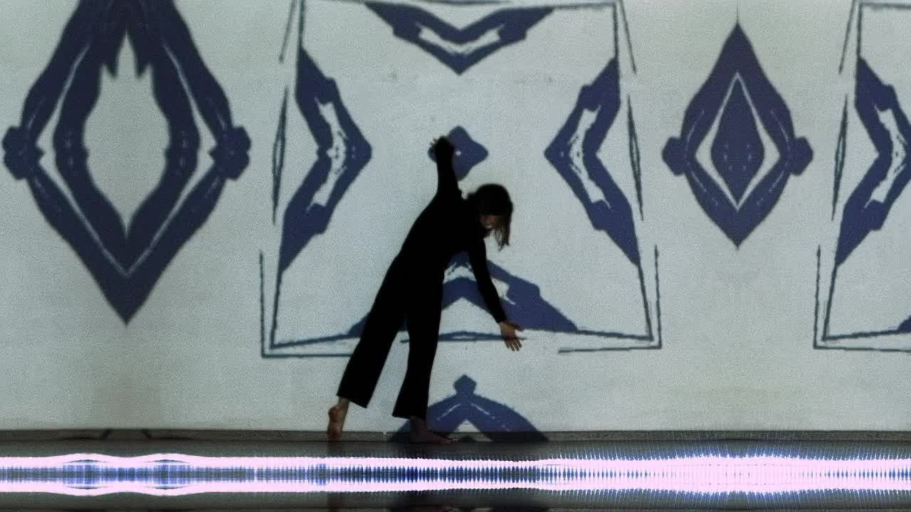 Видеоарт выставки Новосибирск Москва. Фотограф Видеограф в Новосибирске. Топовый профессиональный контент