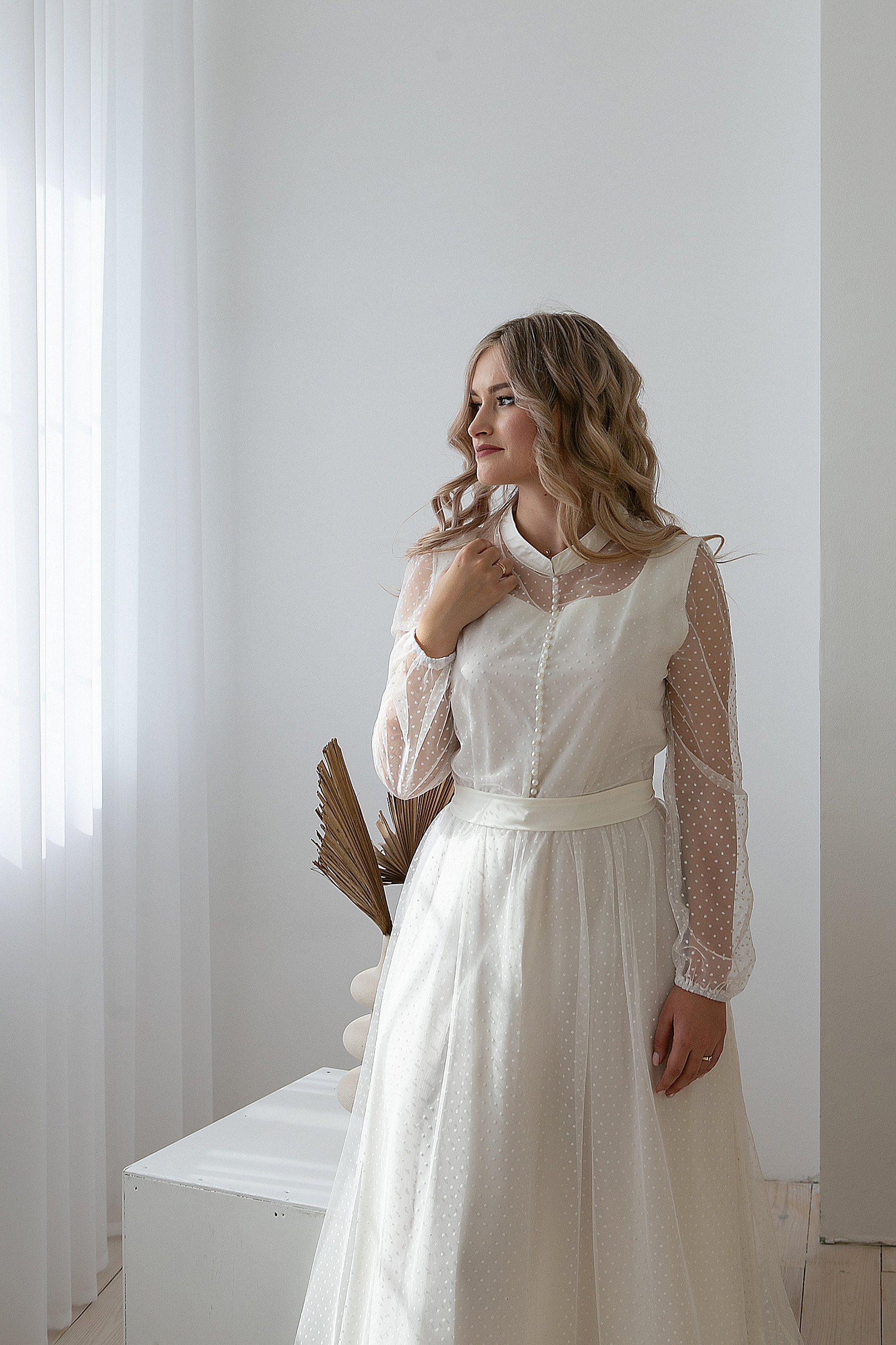 Свадебный фотограф в Омске. Счастливые моменты Вашей жизни. Фотограф Наталья Стаг в Омске. Фотографирую в разных стилях в разных студиях, а так же в школах и садах. Печатаю выпускные фотоальбомы