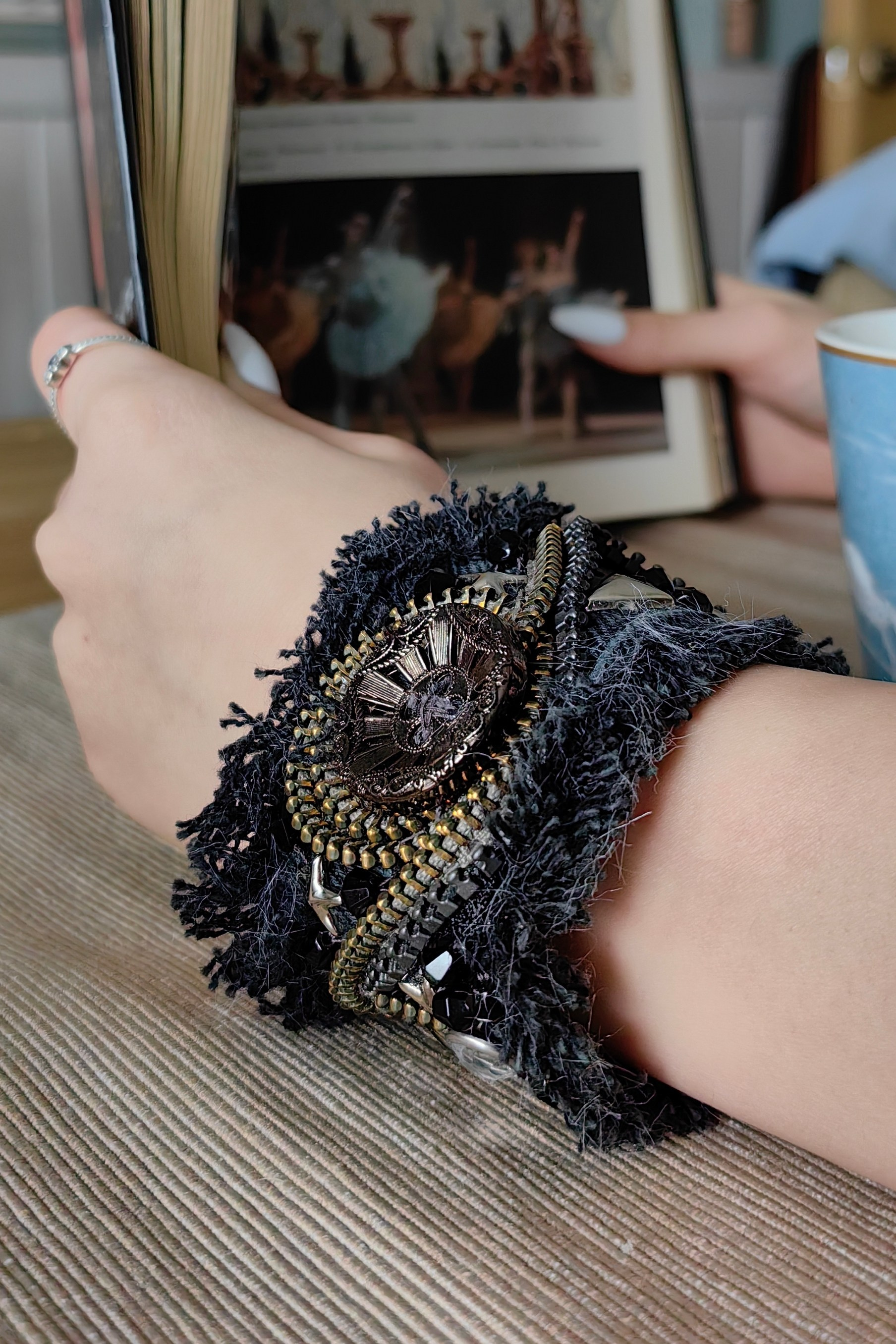 Дизайнерский галстук — мастер-класс по шитью для девочек. Школа для девочек во Владивостоке — Само Совершенство