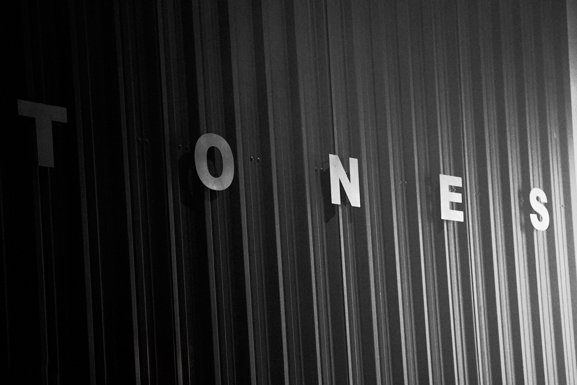 TONES FREAK BOUTIQUE BY BESOVSKOY. Репортажный фотограф в Санкт-Петербурге Александр Паклин