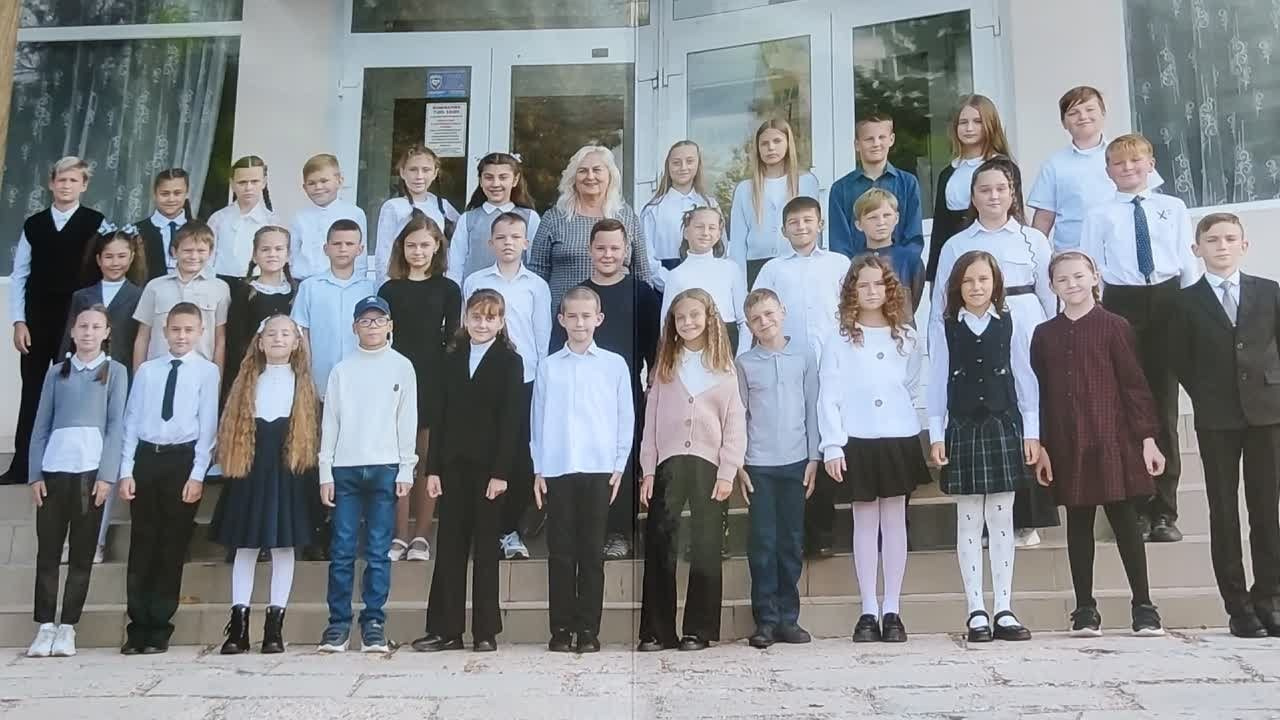 Индивидуальные выпускные альбомы для 4 класса в Севастополе. Фотограф в Севастополе Паленичка Наталья