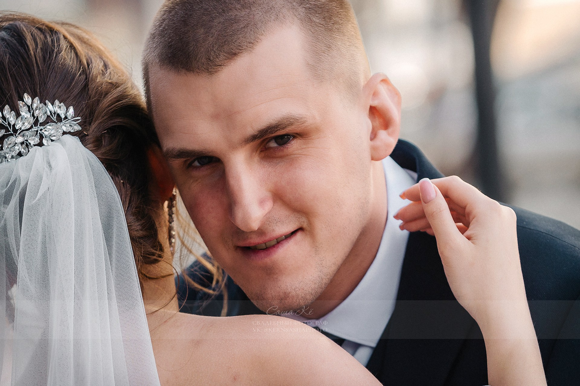 Семейная фотосессия в Новосибирске от Саши Кё — мгновения, которые останутся навсегда. Запишитесь на удобную дату уже сейчас.