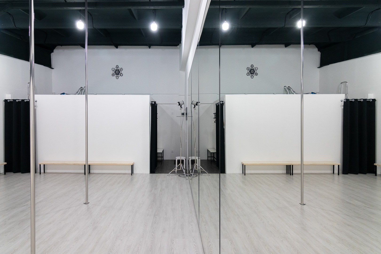 Танцевальная студия «PLАY» в городе Сургутe