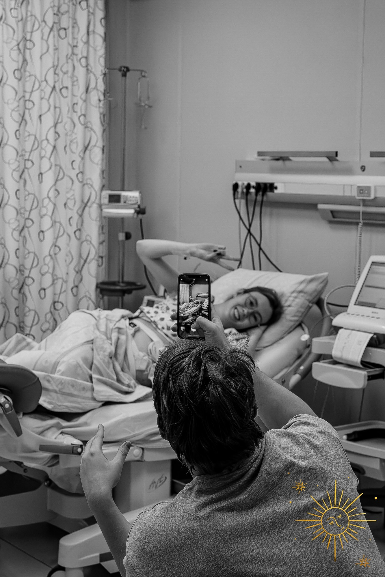 Фотосессия родов. Стоимость съемки родов в Центре акушерства и гинекологии имени Кулакова