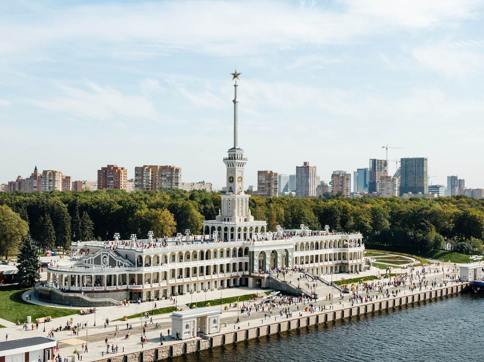 ЗАГСы — Отели — Места для фотосессии (подборка). Свадебный и репортажный фотограф (Москва, Королев и другие)