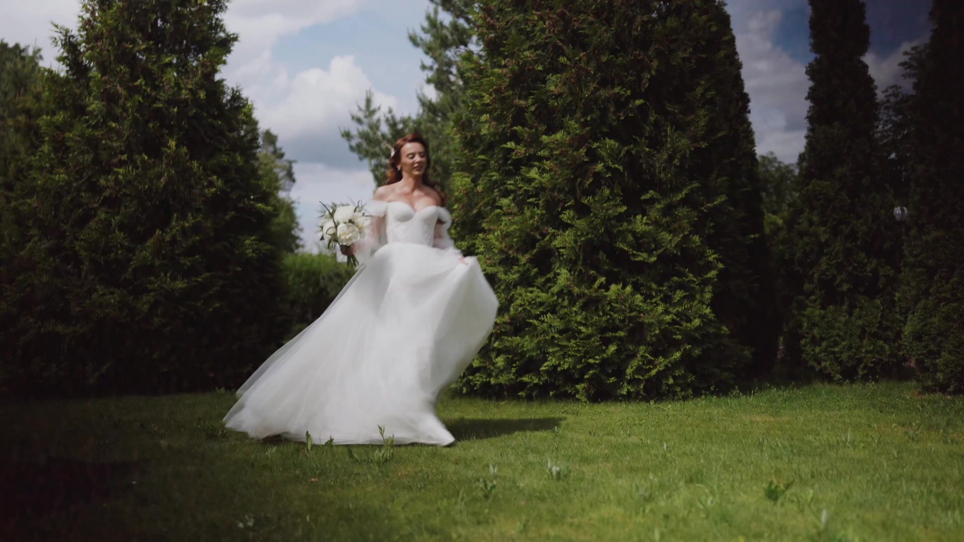 Видео Блохин. Подрядчики и друзья сети свадебных площадок House for wedding