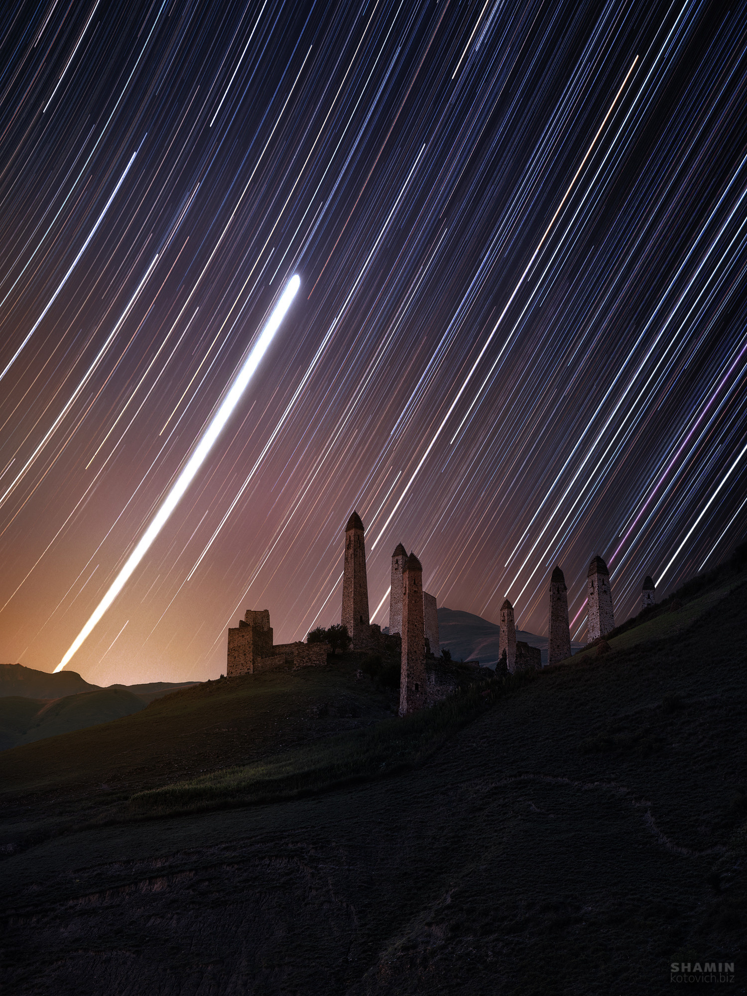 Стекинг в ночной фотографии. Фотограф Константин Шамин