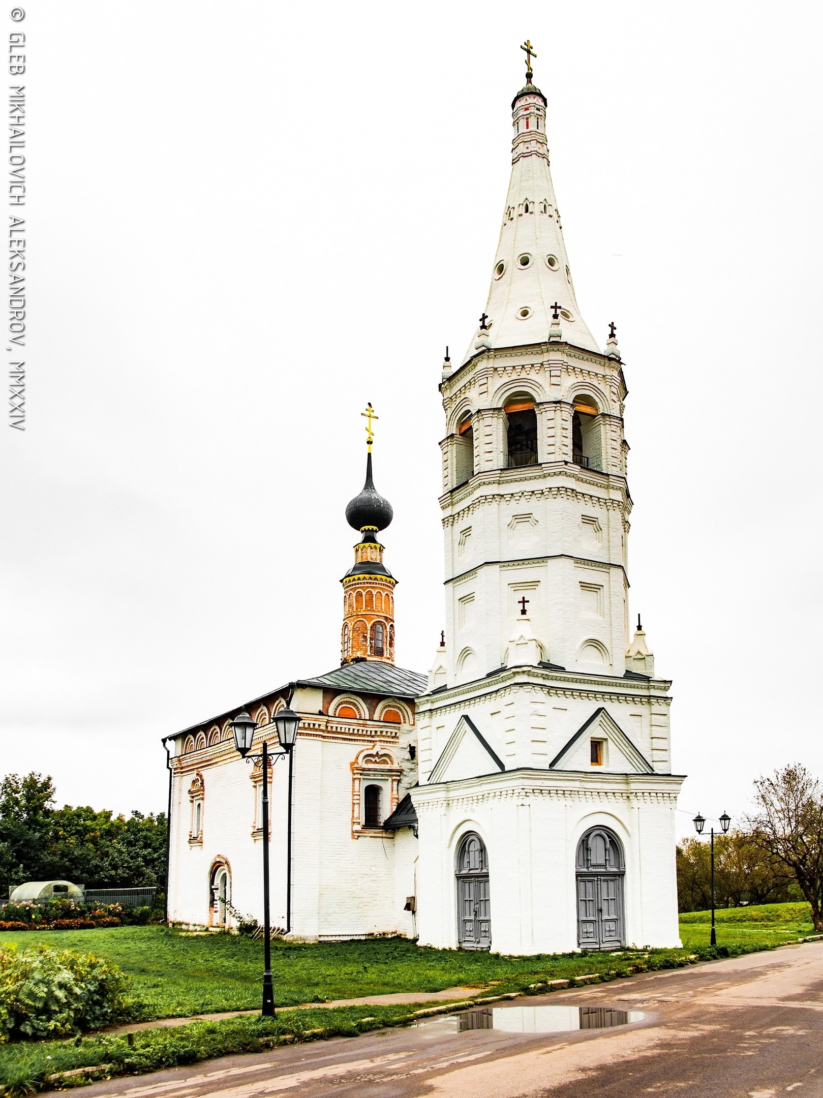 Соборы, церкви, часовни. Зодчество
