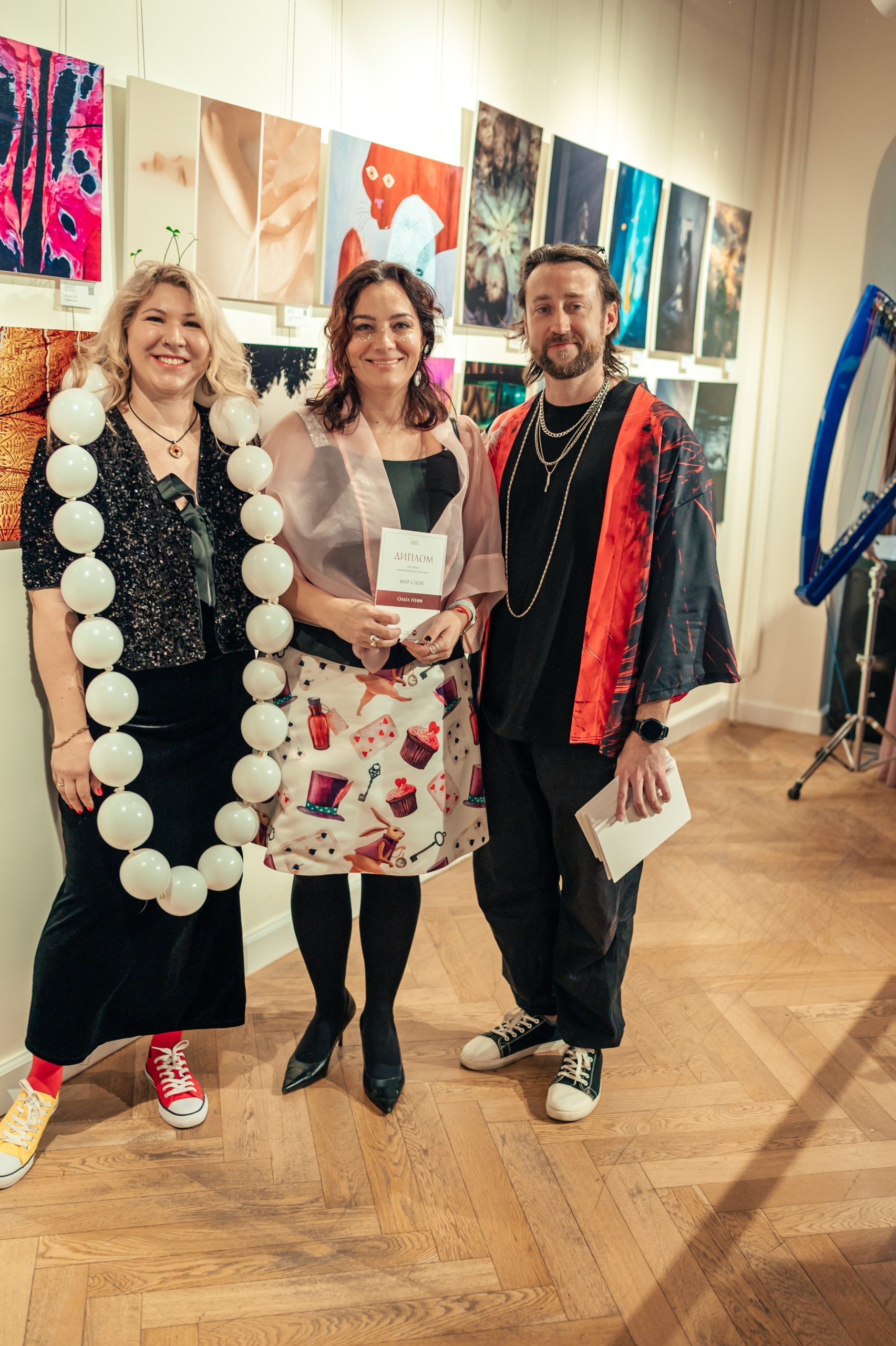 ВЫСТАВКИ. ОЛЬГА НЕФФ. Художник. Визуал, Музыка, Поэзия