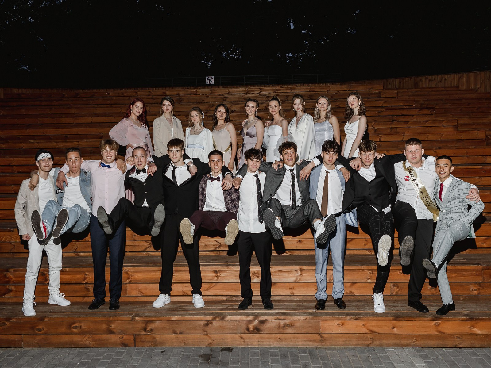 Фотокниги для старшеклассников. Фотограф Егор Бархатов