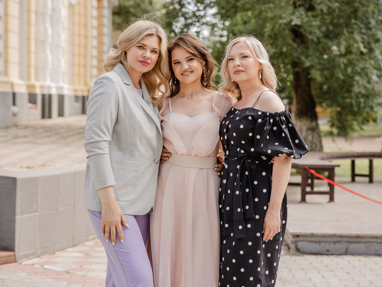 Фотокниги для старшеклассников. Фотограф Егор Бархатов