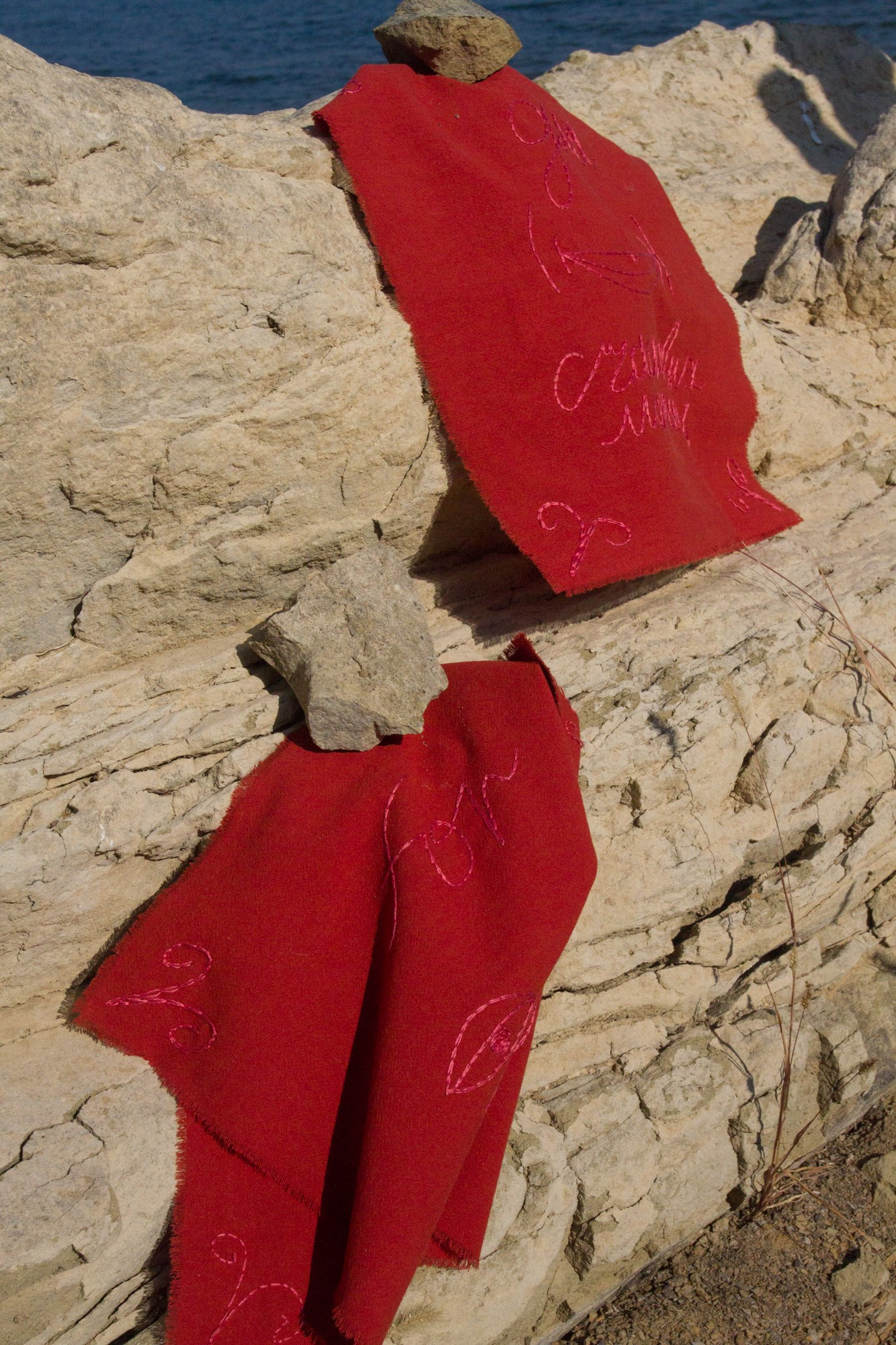 Платочки для слез соплей и счастливых моментов. KST