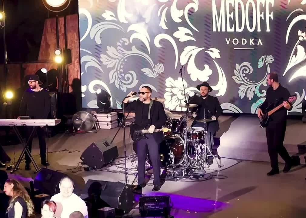 Кавер-группа на свадьбу, корпоратив, бизнес-мероприятие|Краснодар, Ростов, Сочи, Крым