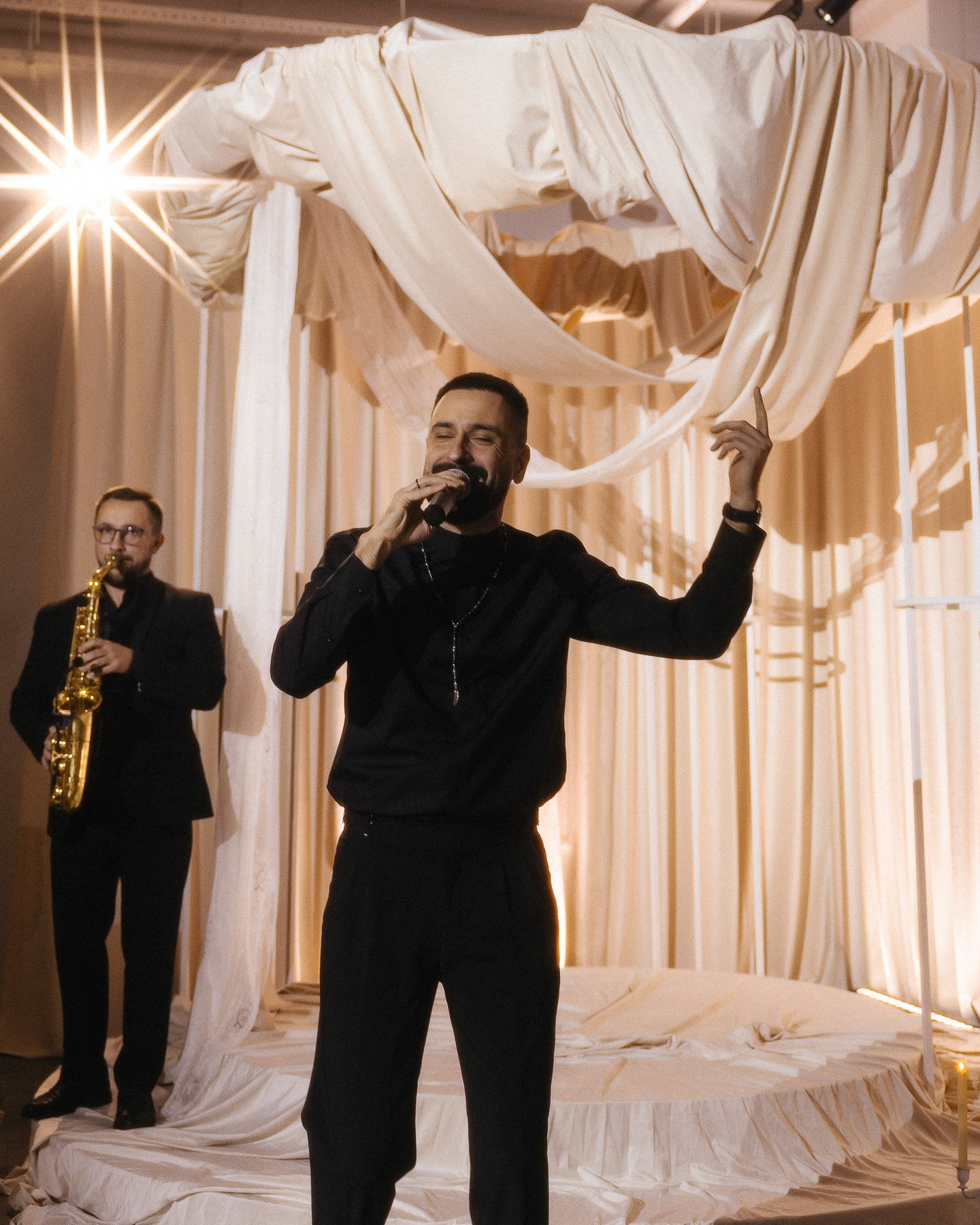 Фотограф на свадебную вечеринку Москва. VERSLIBRE | Свадебный и репортажный фотограф в Санкт-Петербурге, Москве, и Поволжье