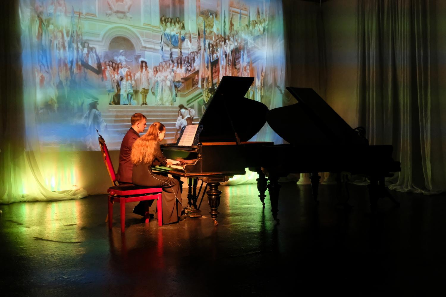 особняк Шрёдера, Дом Шрёдера, фортепианный концерт