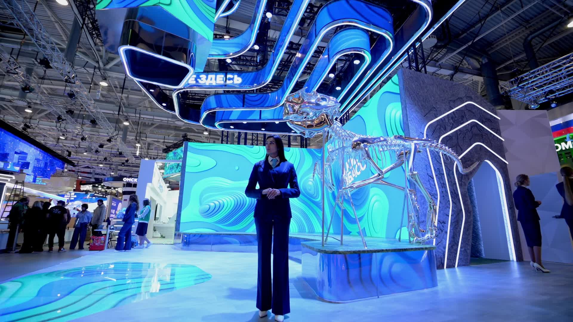 Выставка Россия. Никита Хохловский фото и видео продакшн