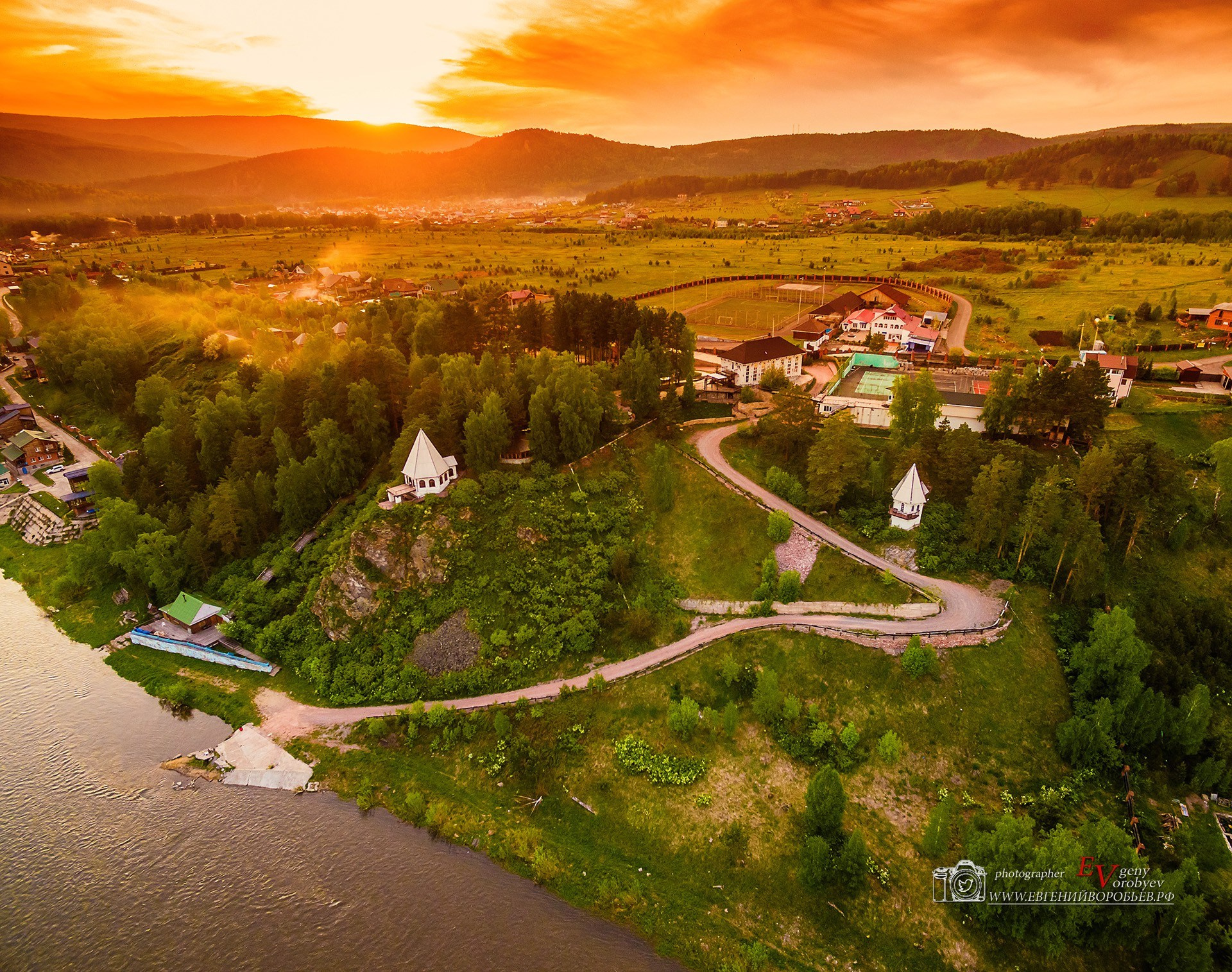 Аэросъёмка фото видео с квадрокоптера FPV дрона в Красноярске фотосъёмка монтаж видеоролика
