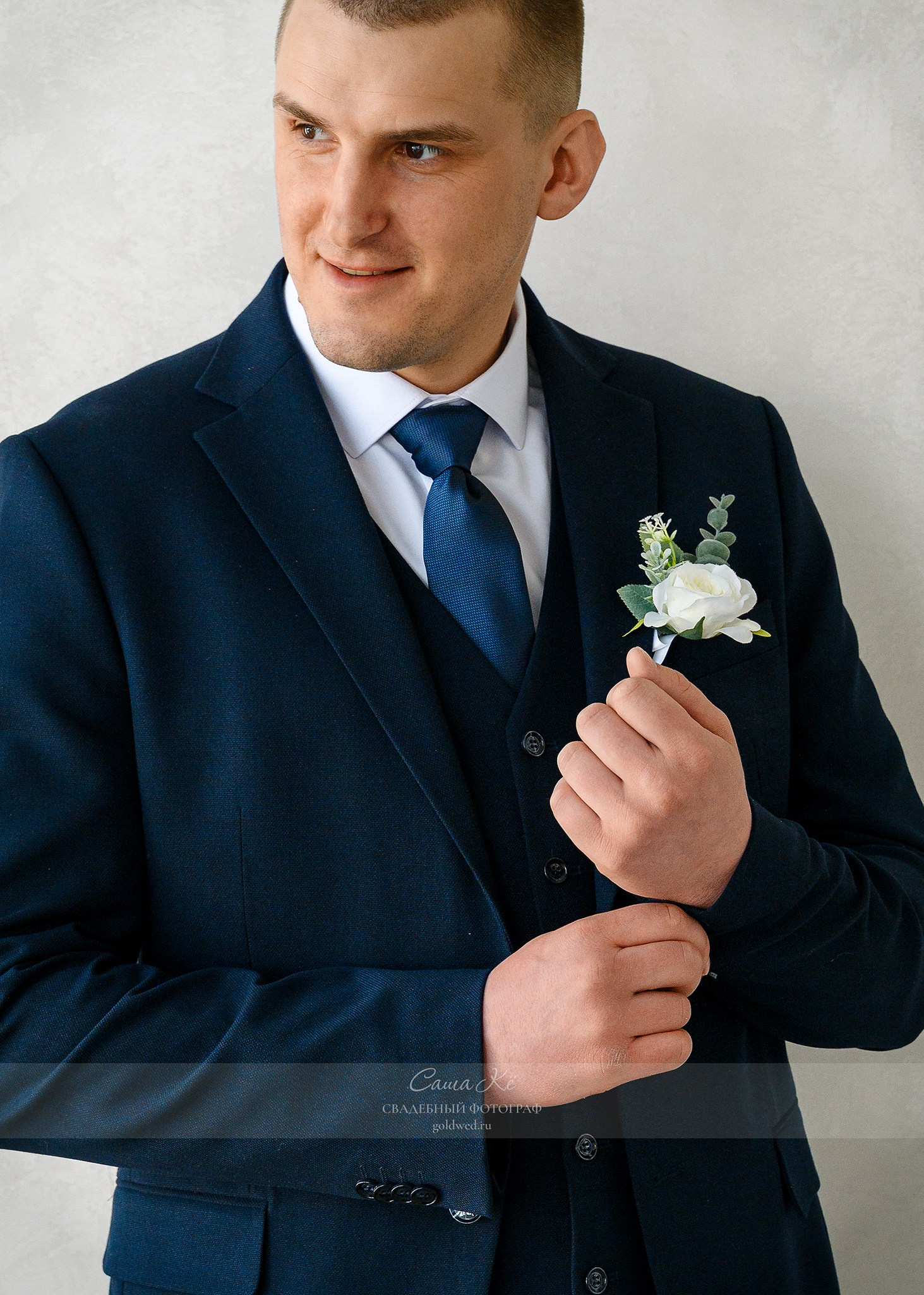 Свадебная фотосессия С&А на Садовой, 19. Свадебный, семейный и event фотограф в Новосибирске и Новосибирской области Саша Кё