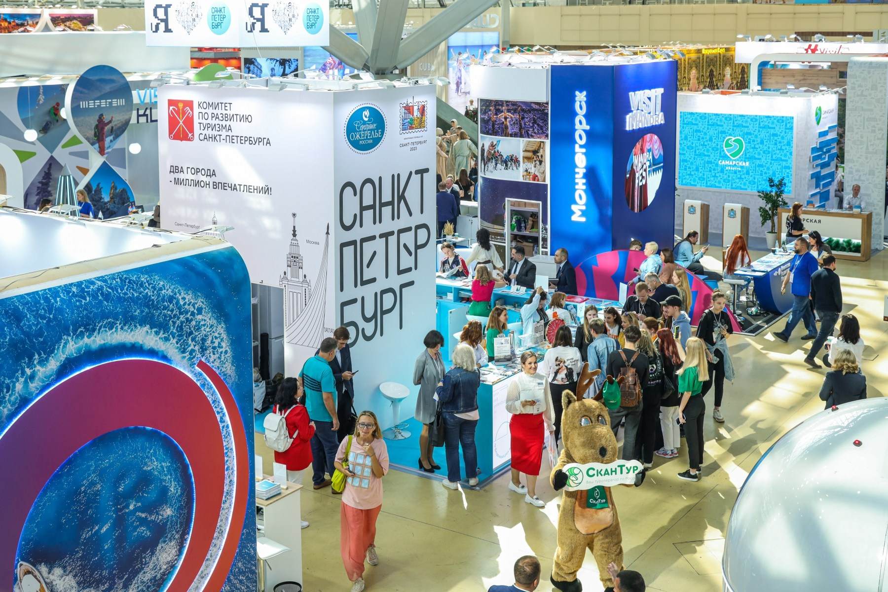 Съёмка стенда на выставке. Фотограф на мероприятие в Москве Марик